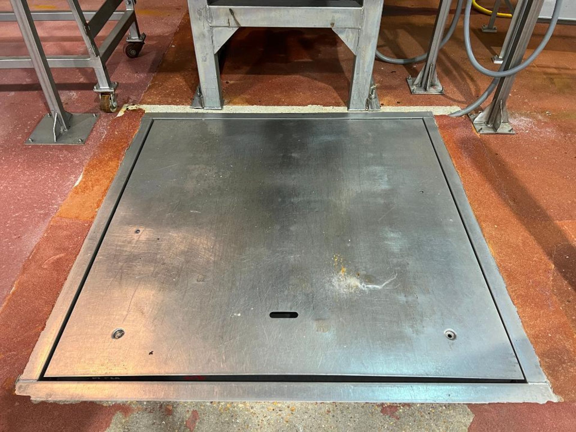 Rice Lake CW-90 Scale with 5' x 5' In-Floor Scale Platform - Rigging Fee: $1100