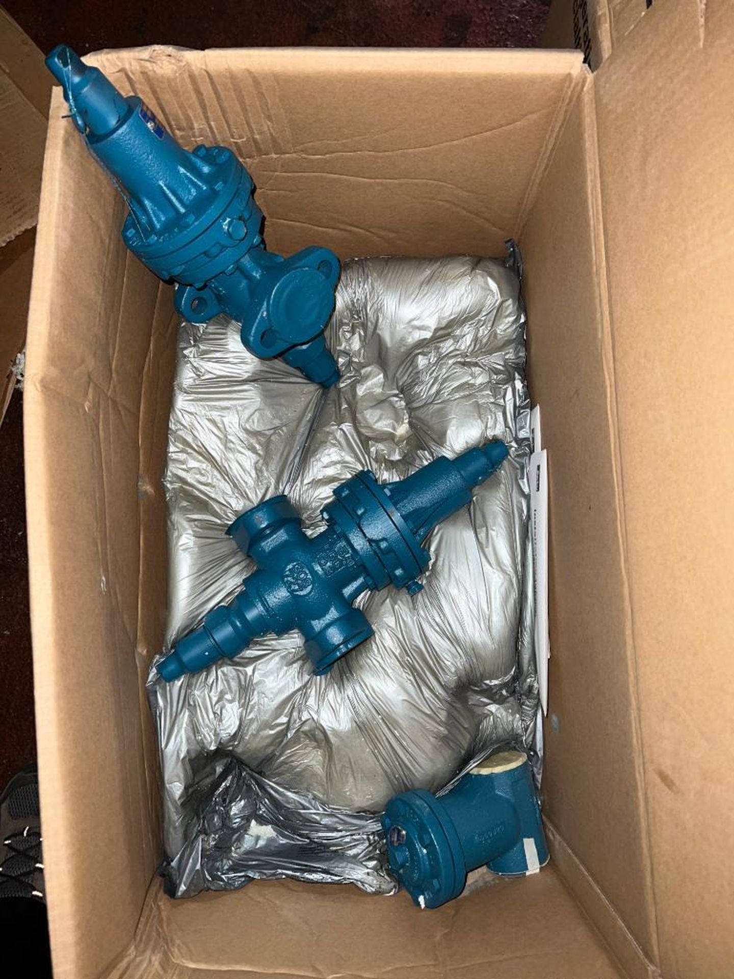 Assorted Ammonia Valves - Rigging Fee: $90 - Image 2 of 2