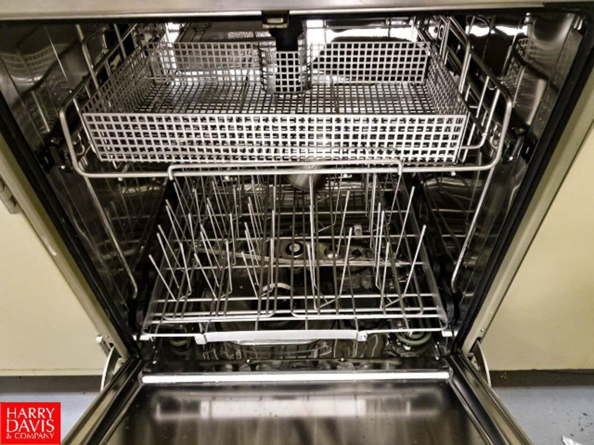 Miele S/S Dishwasher, Model: G7804 - Rigging Fee: $200 - Image 2 of 4