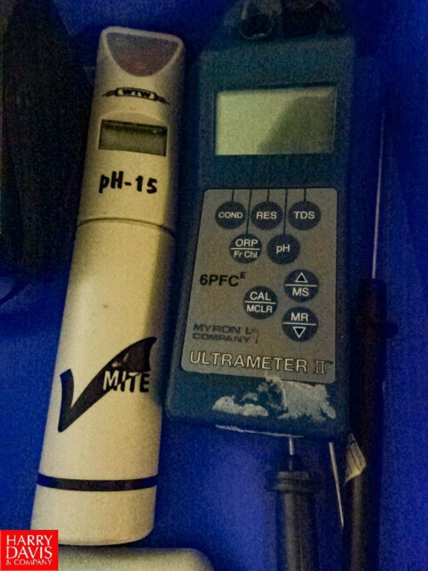Assorted Handheld Meters Consisting of (1) Myron L Comp. DS Meter, (1) Cole and Palmer Thermocouple, - Image 4 of 4
