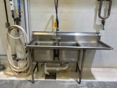 S/S 2-Basin Hand Sink with Sprayer, Dimensions = 6' x 27" and Hose Station with Sprayer - Rigging Fe