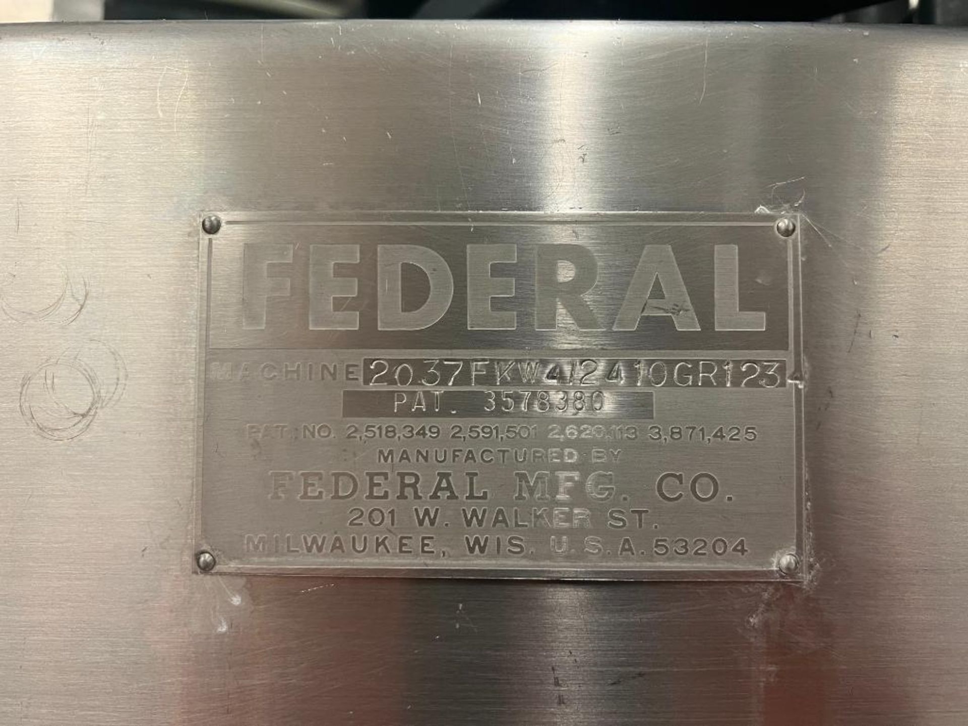 Federal 24-Valve Filler with 10-Head Capper, Machine No: 2037FKW4/2410GR1234 with Parker Touch - Image 4 of 17