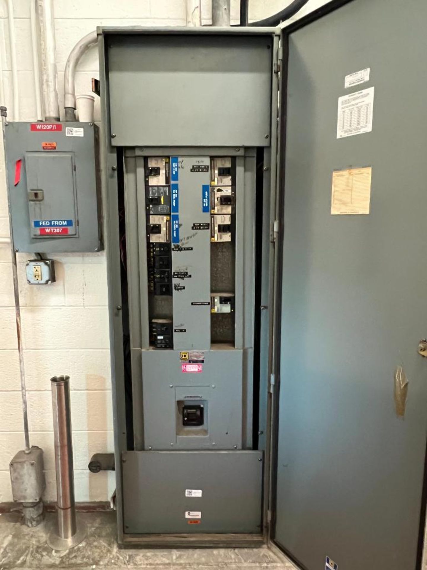 (4) Allen-Bradley PowerFlex 40 Variable-Frequency Drives, Allen-Bradley PowerFlex 4 Variable - Image 2 of 2