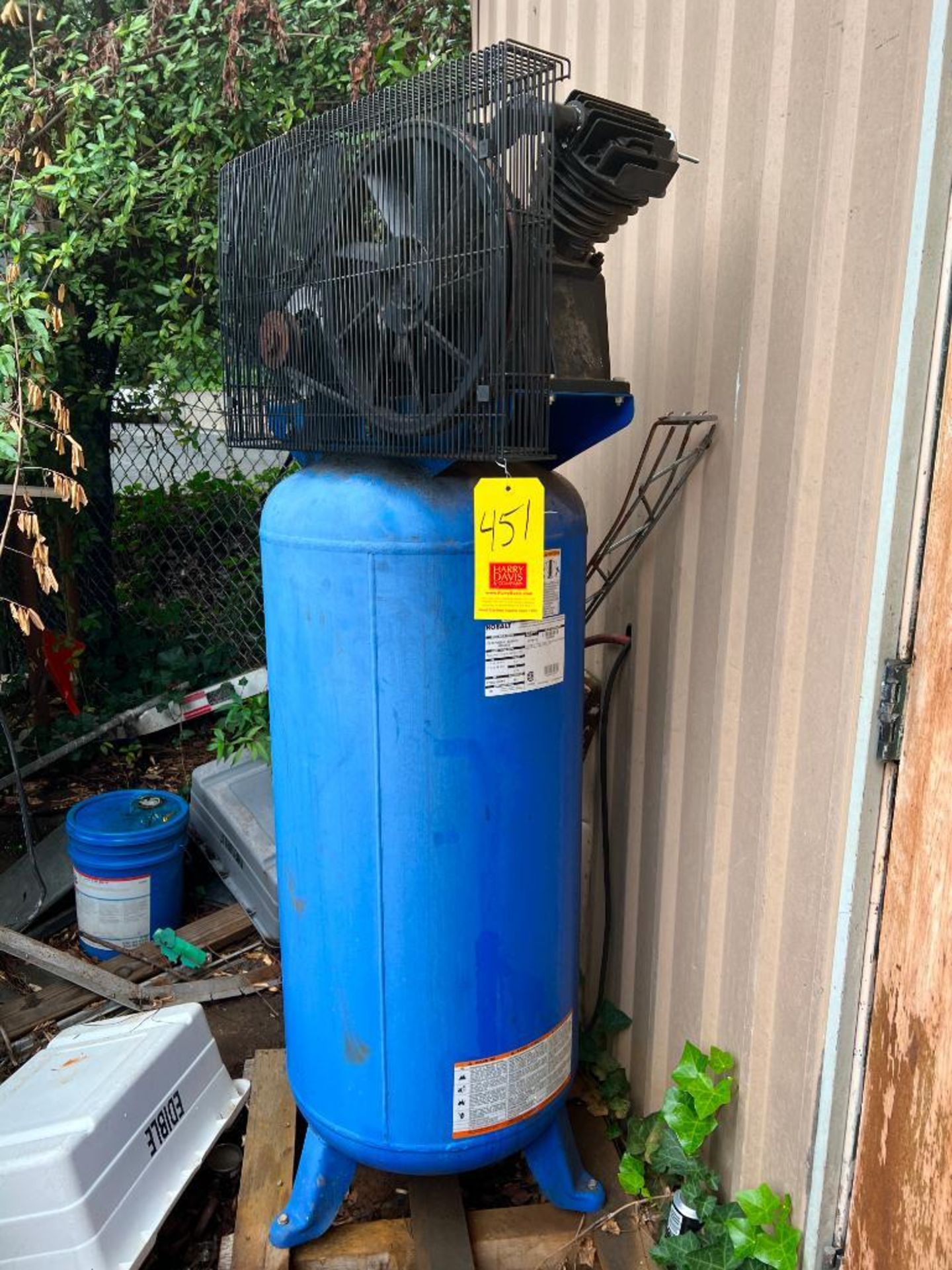 2019 Kobalt 3.7 HP 90 PSI Air Compressor, Model: XC602000AJ(AGM45)0905520 - Rigging Fee: $50