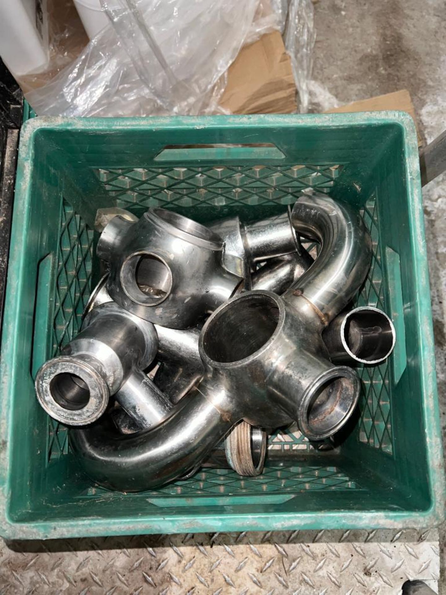 Assorted S/S Valve Parts - Rigging Fee: $25 - Image 2 of 4