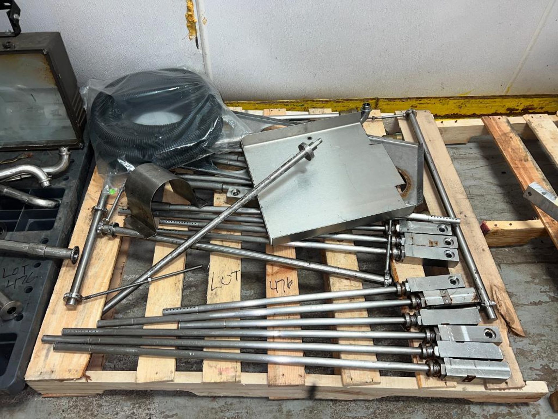 Assorted S/S Piping, up to 1.5" and S/S Air Valve Parts - Rigging Fee: $100 - Image 2 of 6