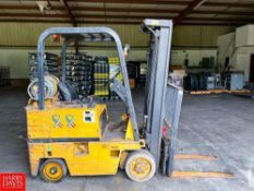 Caterpillar Fork Truck, Model: T30D (Location: Dothan, AL)