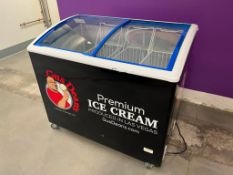 Reach-In Mobile Ice Cream Freezer with Baskets