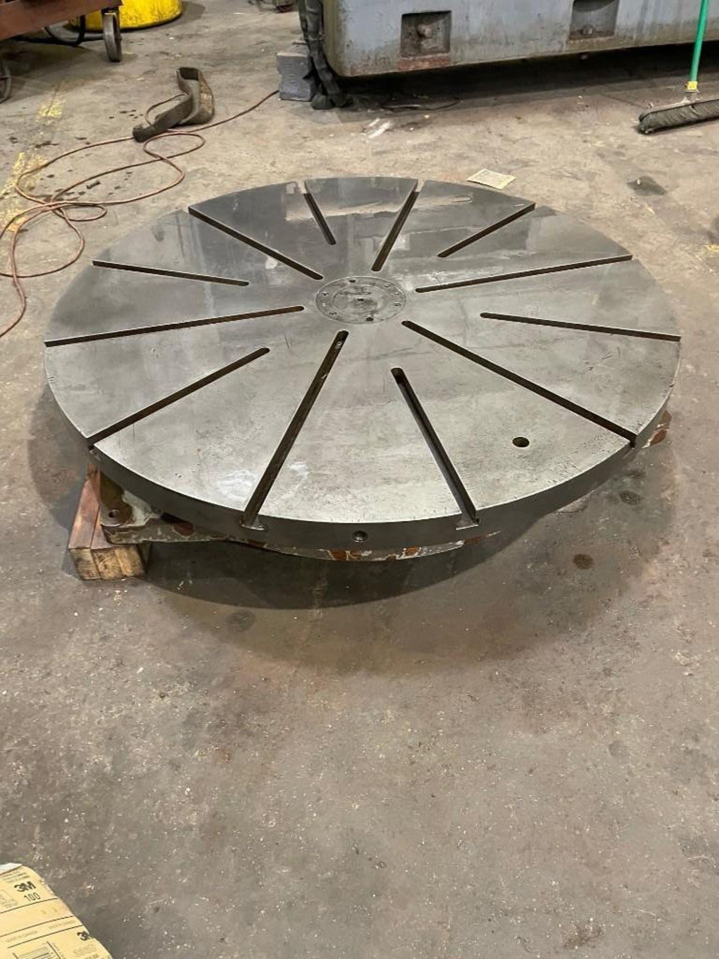 48" ROTARY TABLE, T-SLOTTED - See Photo - Image 4 of 4