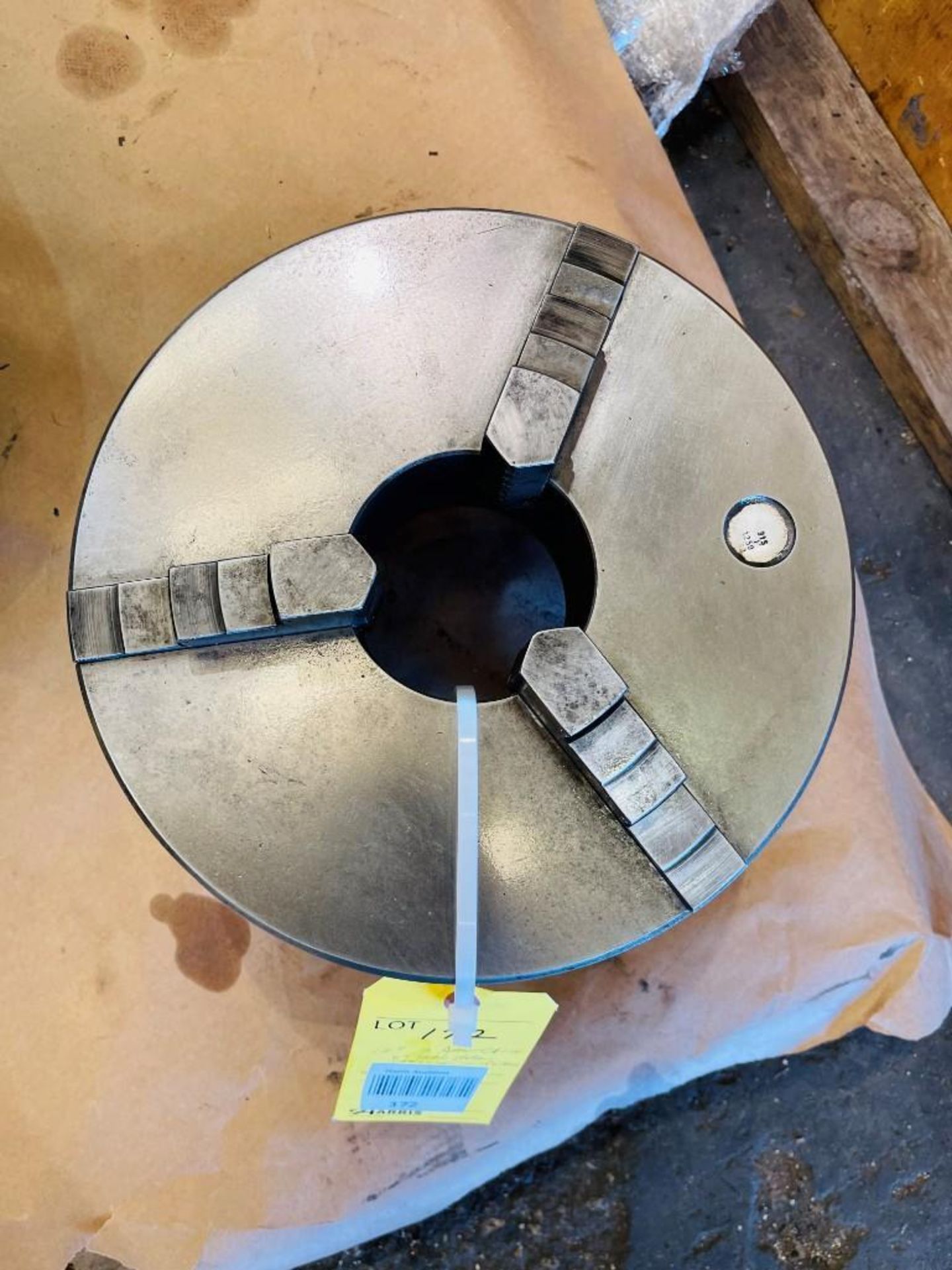 12" 3-JAW CHUCK WITH 4" THRU HOLE, CAM LOCK MOUNT, 1-PC JAWS - Image 3 of 4