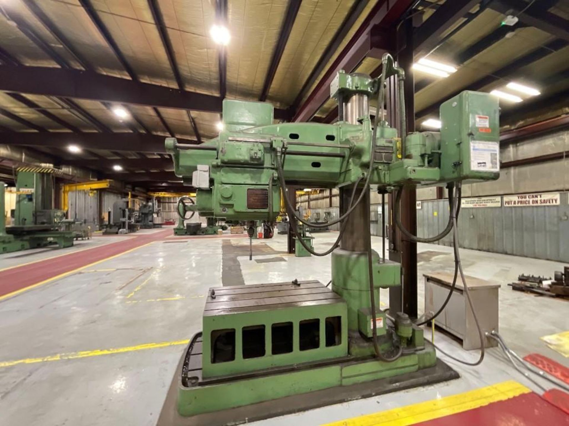 4' 13" American Hole Wizard Radial Arm Drill; (WY location) - Image 8 of 13