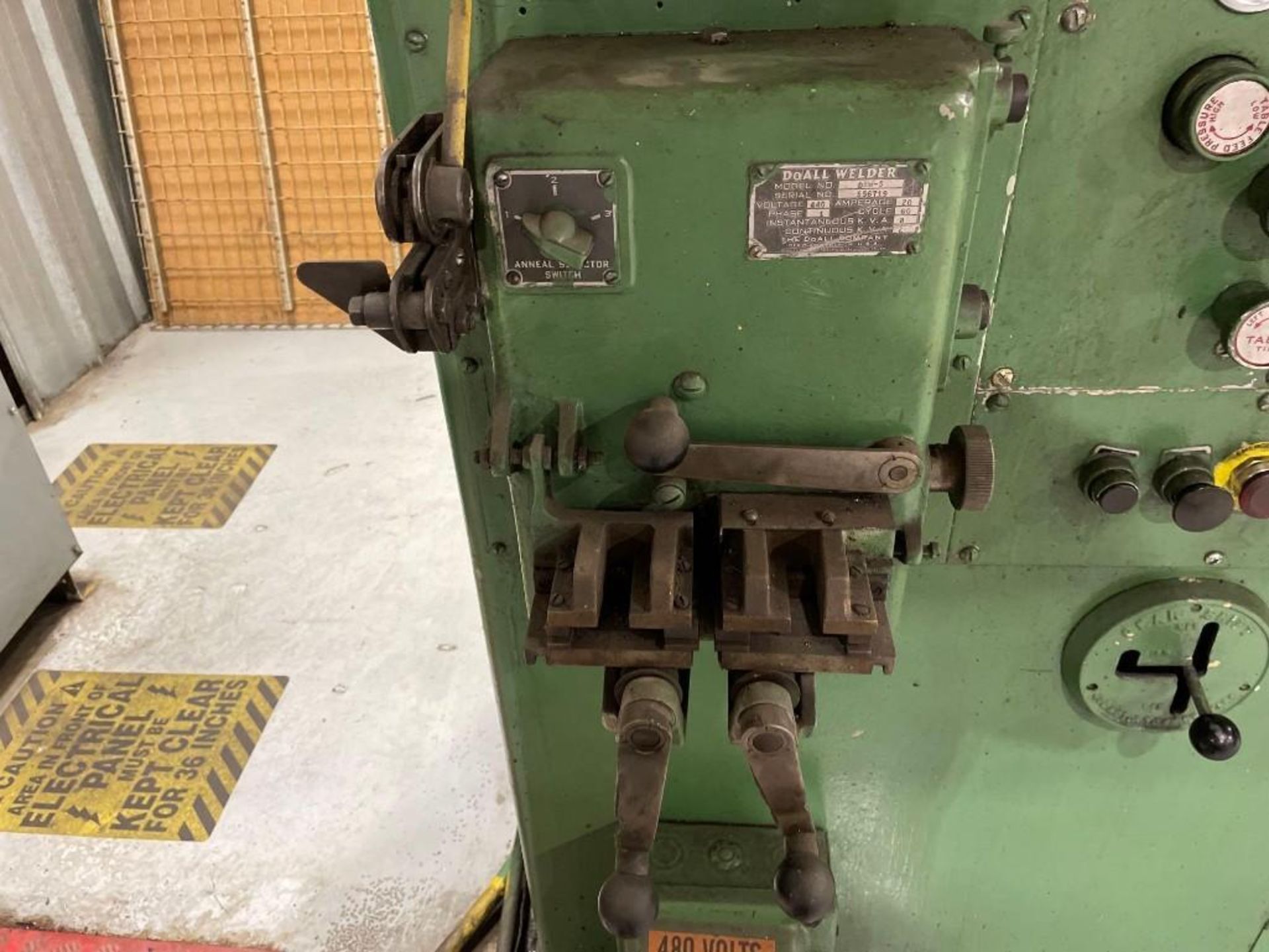 DoALL Model 26-3 Vertical Bandsaw; (WY location) - Image 10 of 12