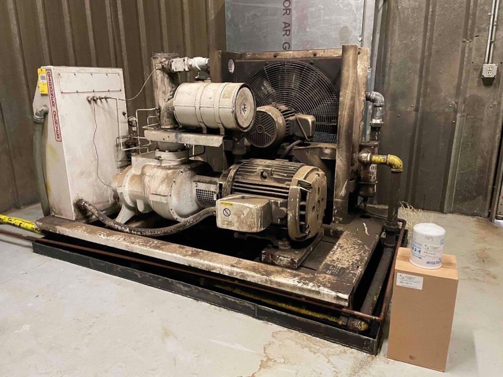 Gardner-Denver Air Compressor with Air Dryer; (WY location)