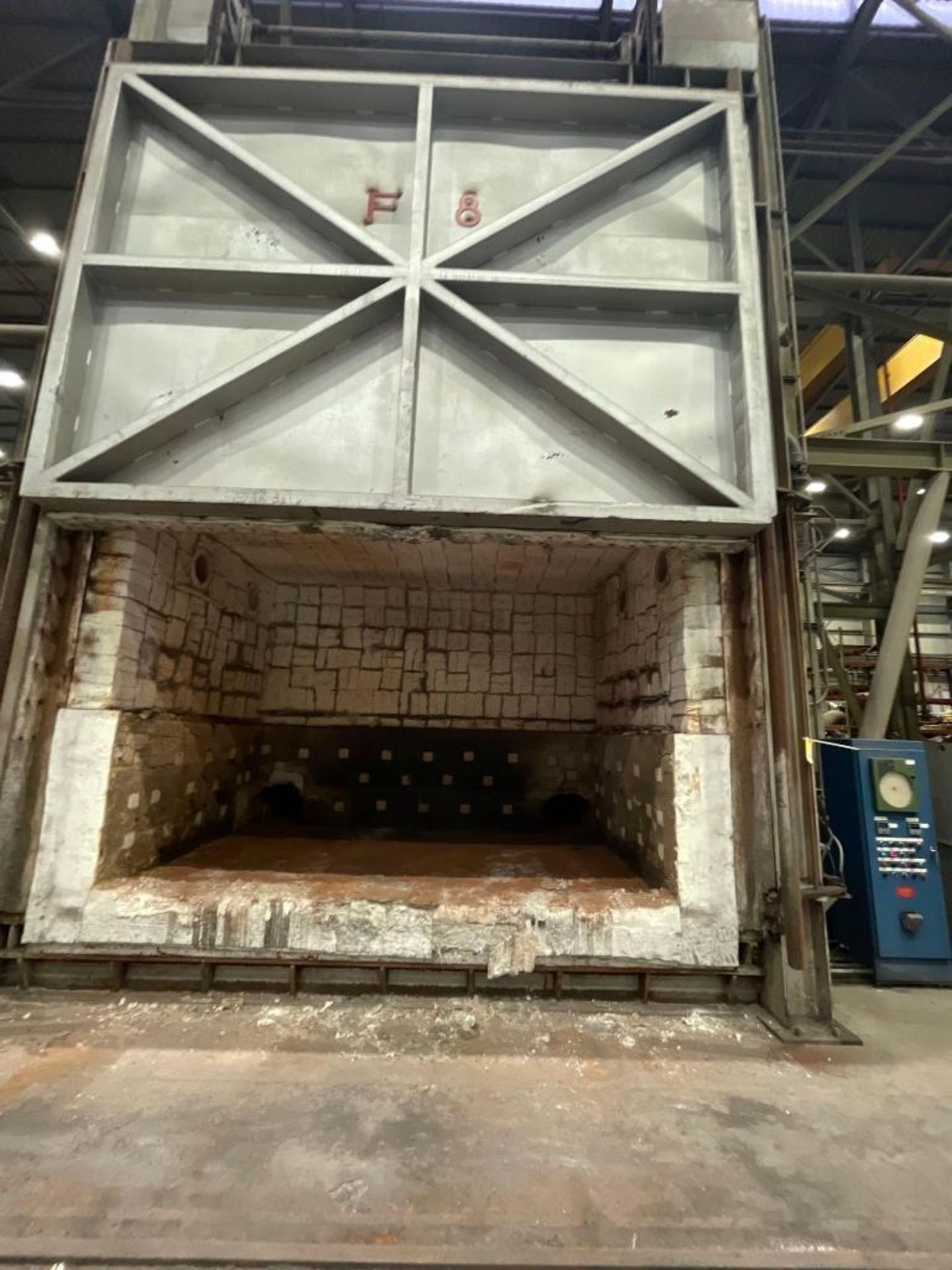 Box Type Furnace: F8, Dril-Quip built 2200 Degree F - Image 2 of 10