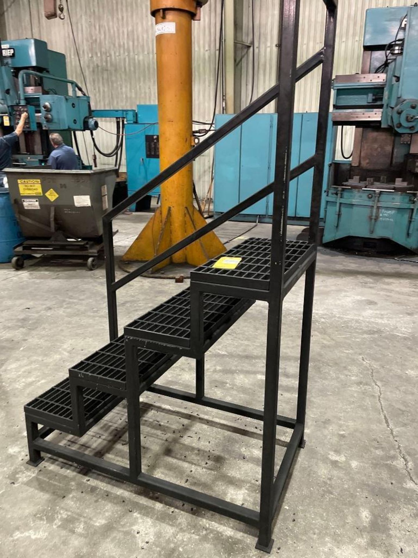 Lot of 2: Heavy duty Platform Steps, one with Side Rail - Image 3 of 5