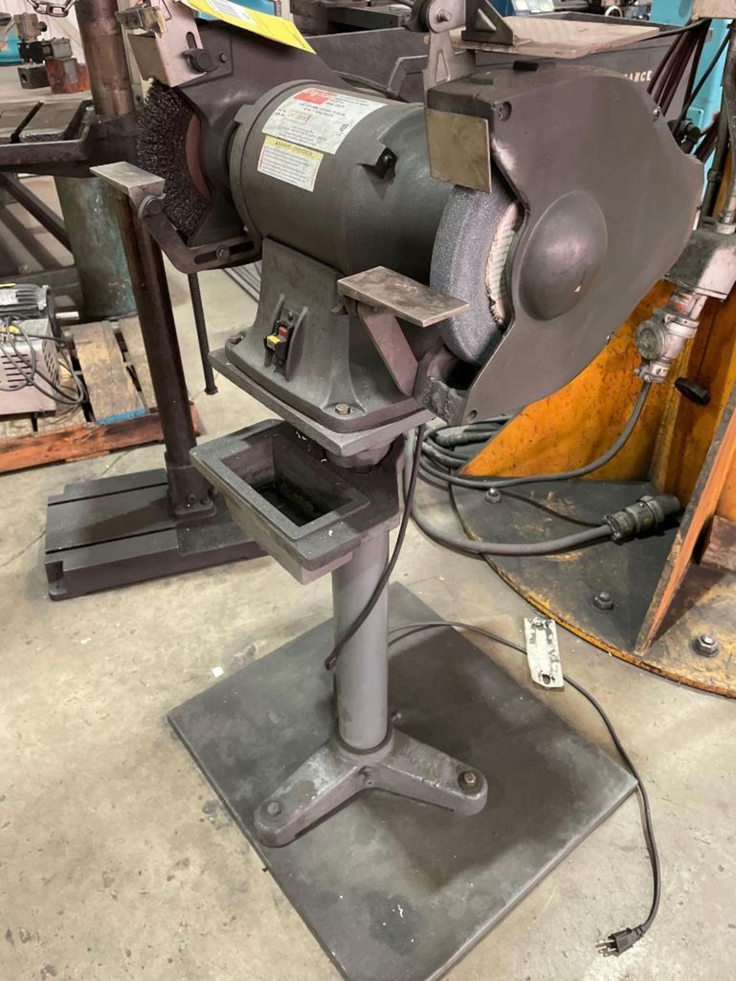 10" Dayton Double-Ended Grinder, Model 2LKT2 - Image 3 of 5