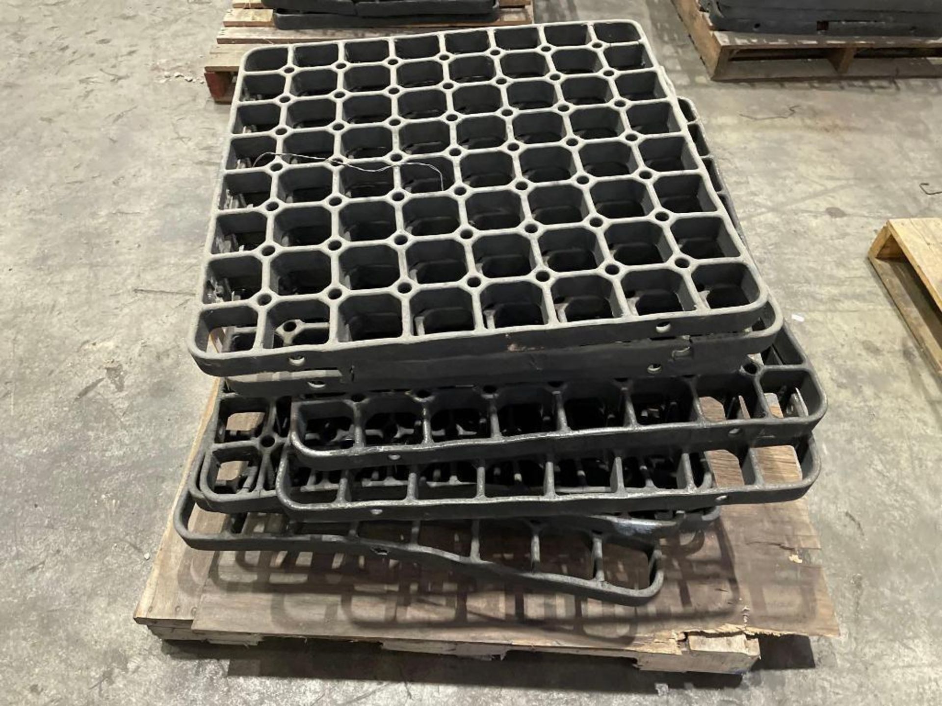 Lot of 10: High Alloy Furnace Grates - Image 4 of 4