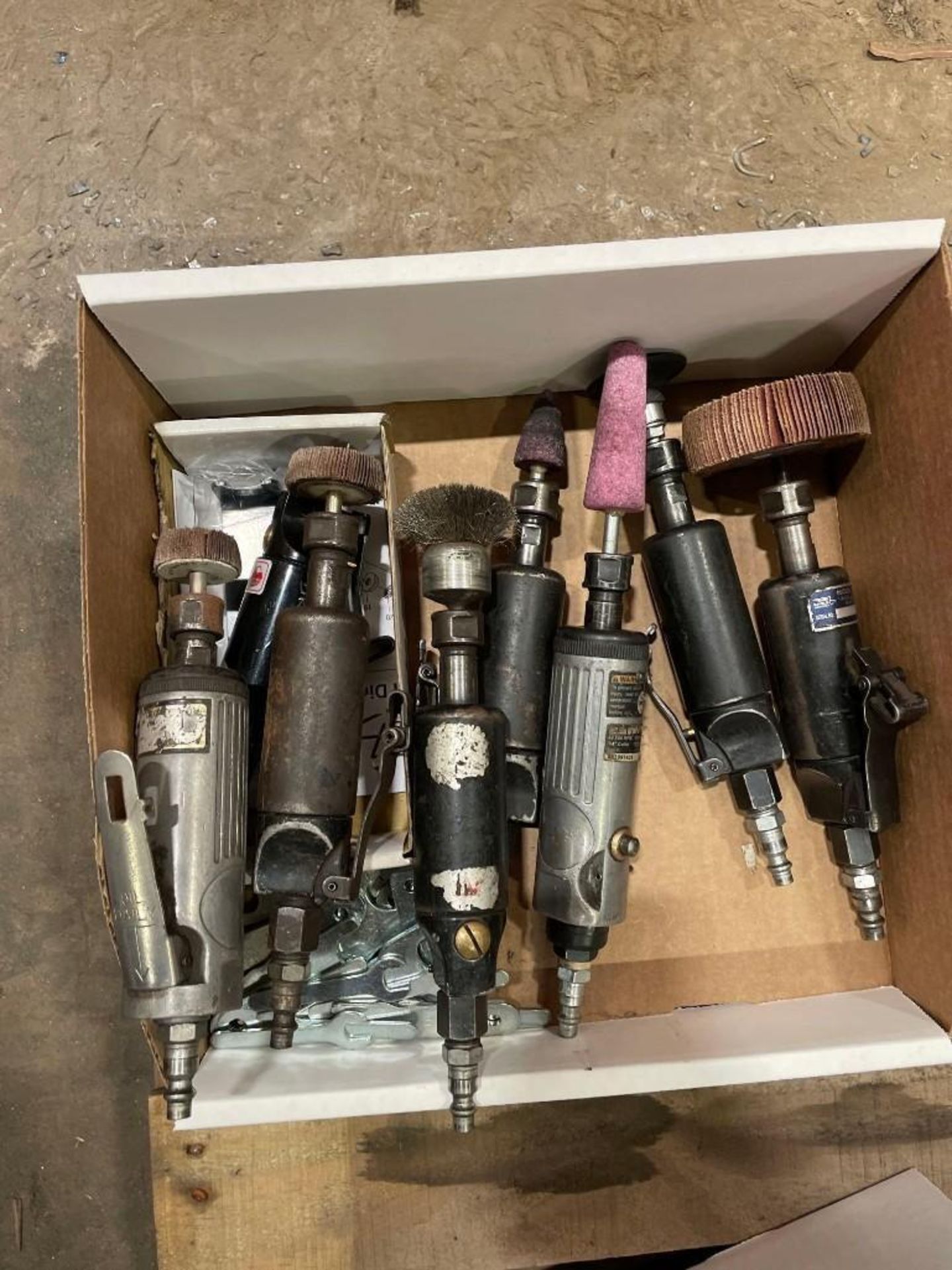 Lot: Pneumatic Hand Tools, Grinders, Angle Die Grinders - Image 2 of 3