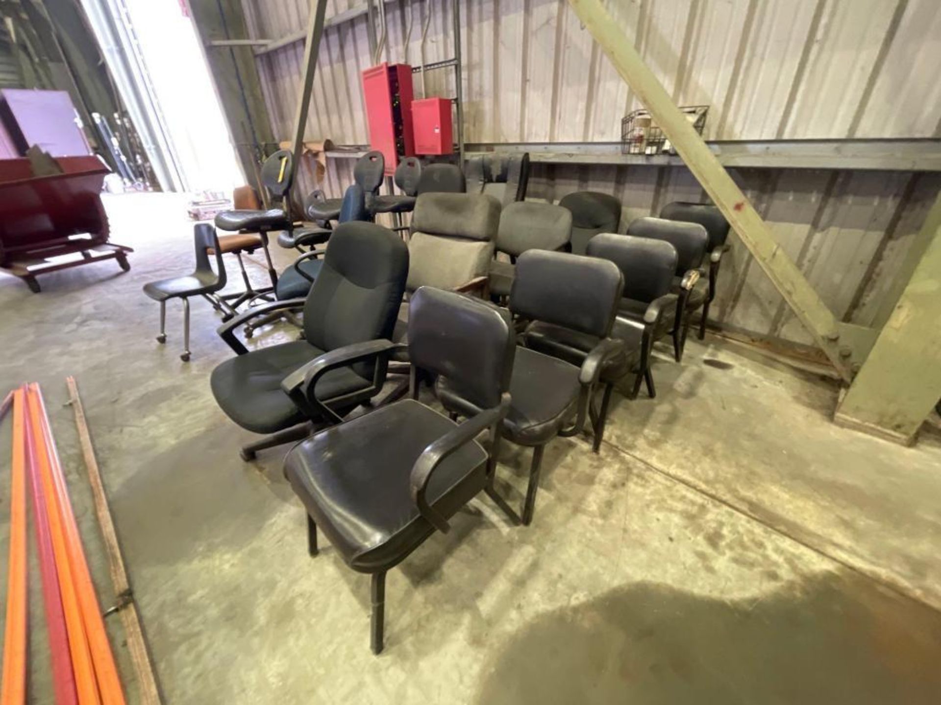 Lot of Shop Operator Chairs - Image 4 of 4