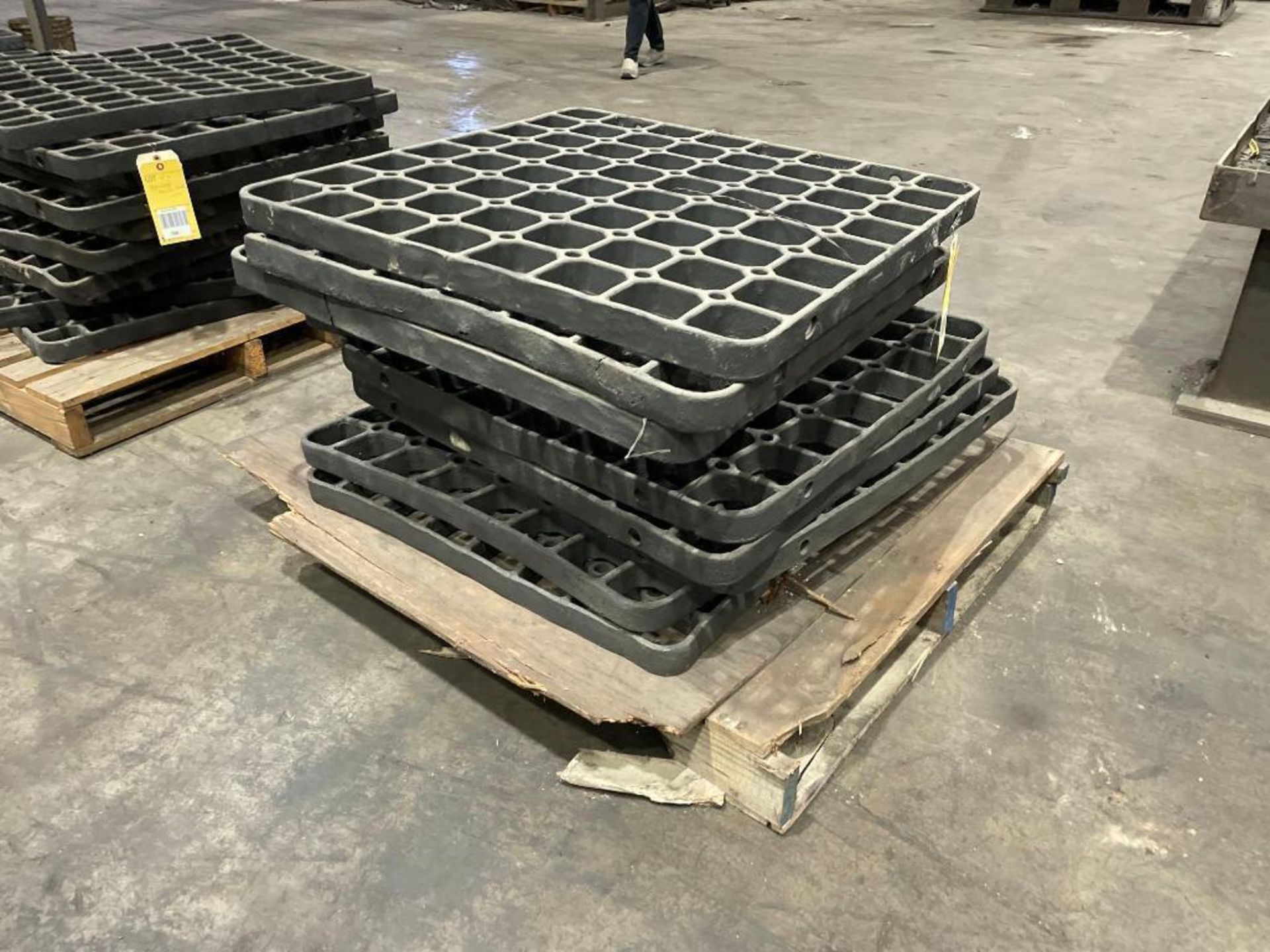Lot of 10: High Alloy Furnace Grates - Image 3 of 4