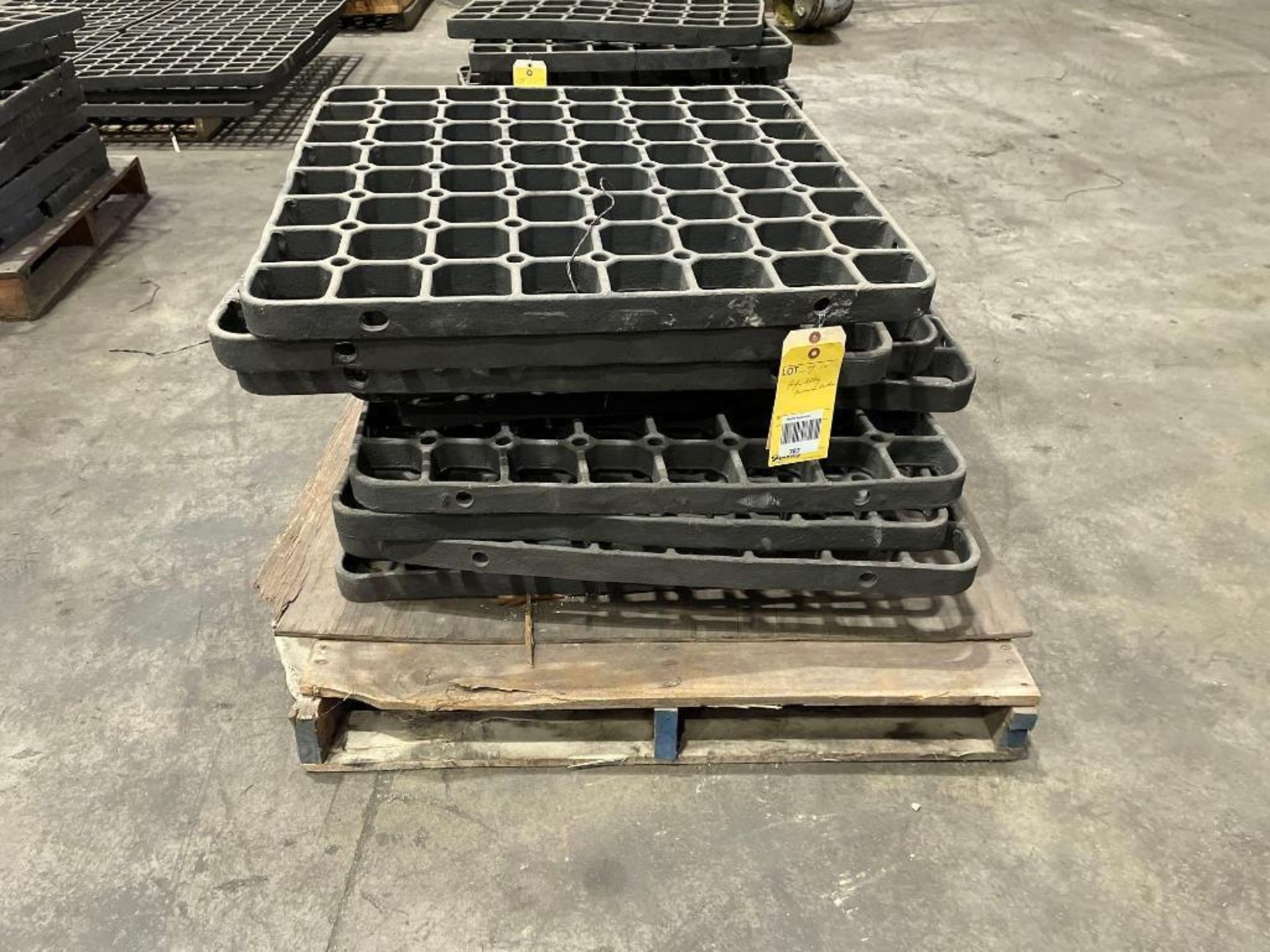 Lot of 10: High Alloy Furnace Grates - Image 2 of 4
