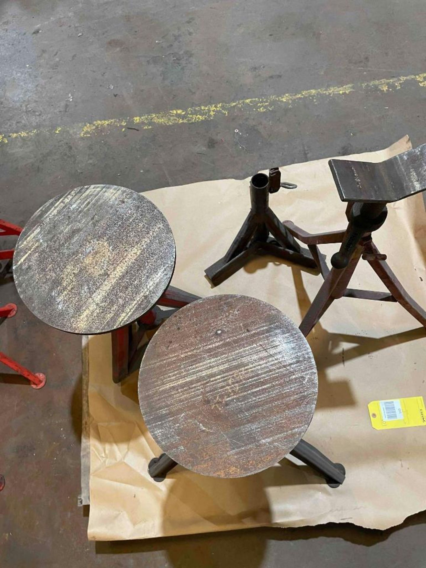 Lot of 3 Stands: (2) Circular Stands, (1) V Stand - Image 5 of 6