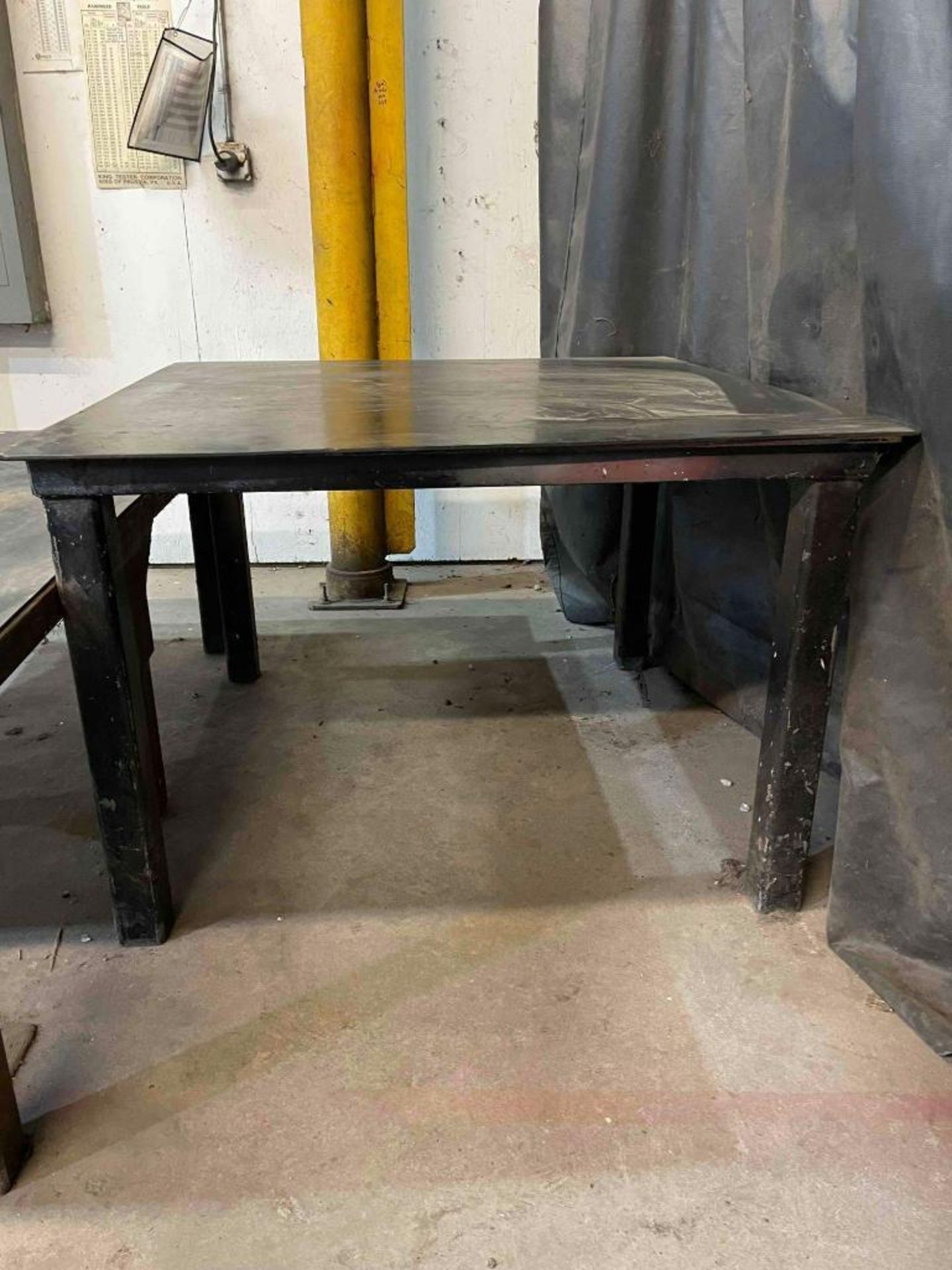 Lot of 2 Heavy Duty tables - Image 8 of 8