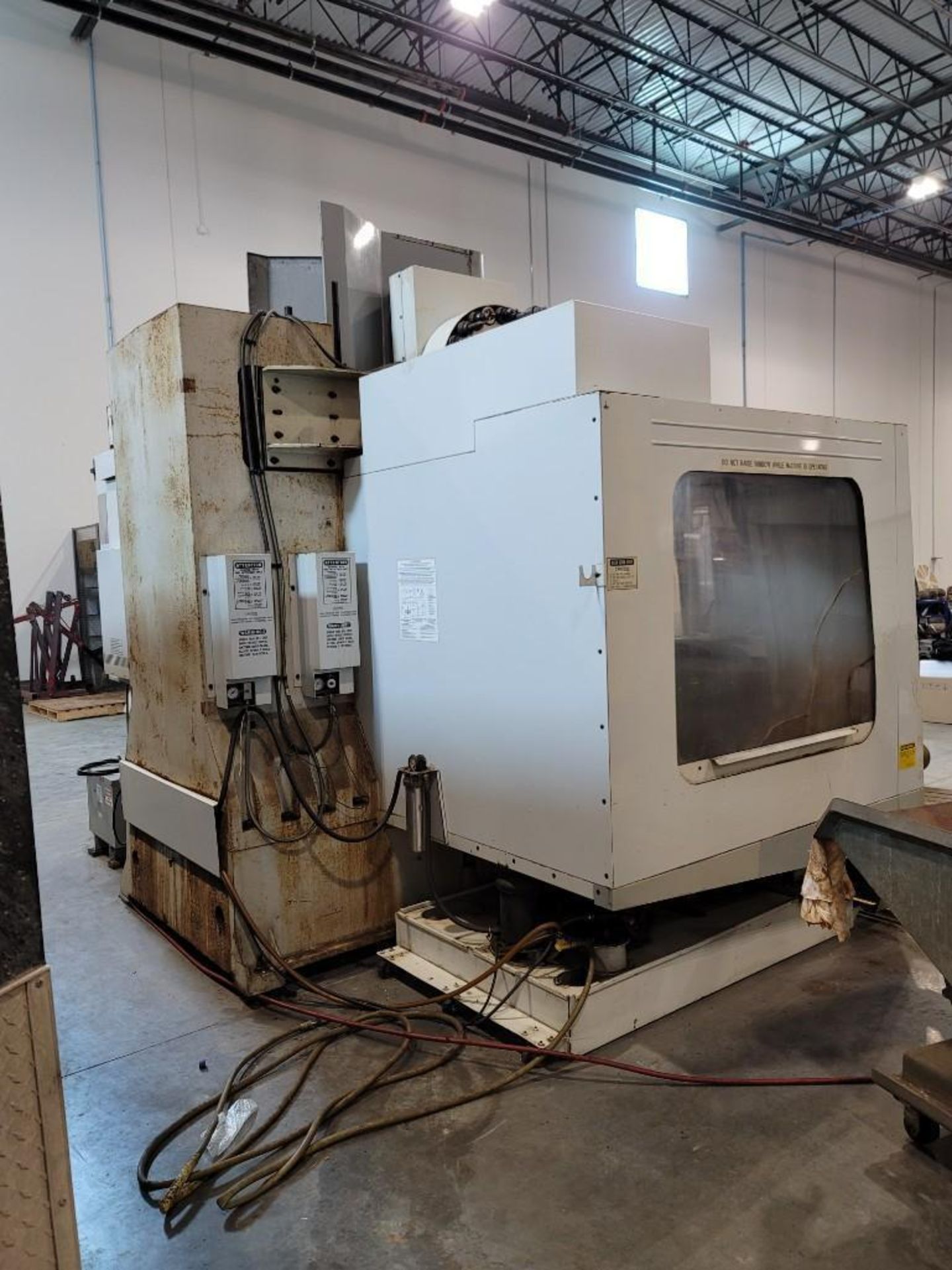 Haas VF-6 CNC Vertical Machining Center - Image 12 of 15