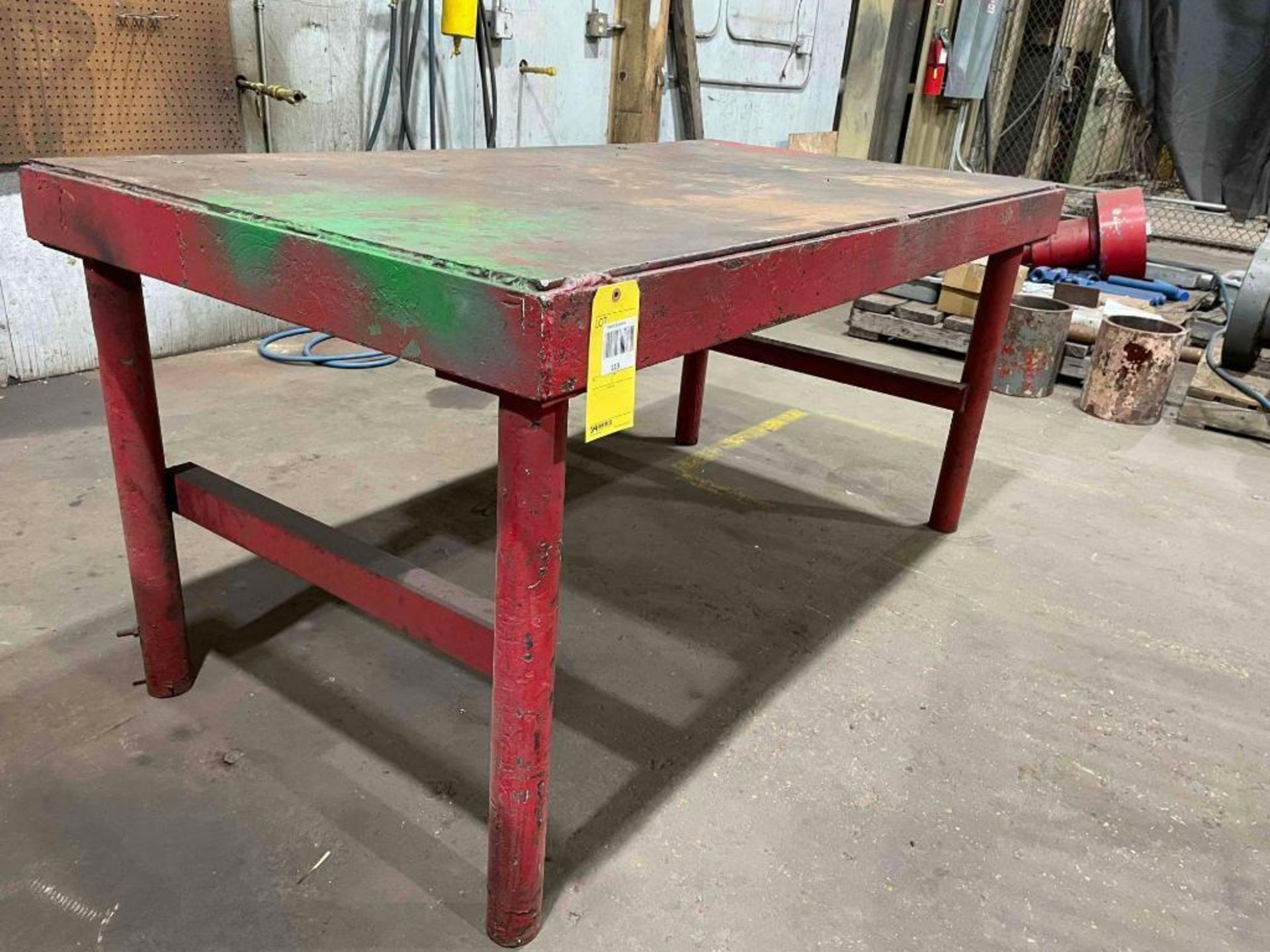 Lot of 2 Heavy Duty tables - Image 3 of 9