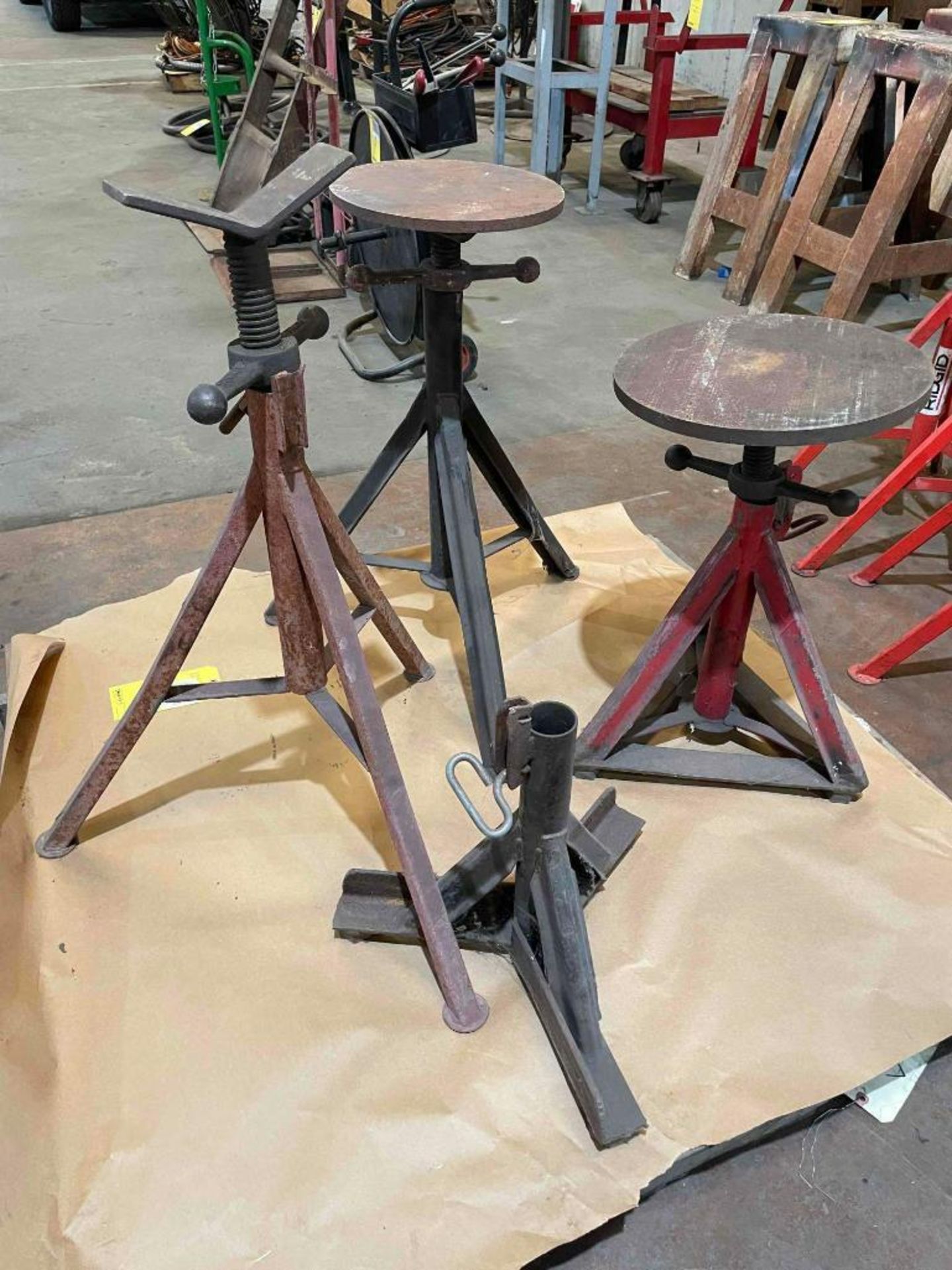 Lot of 3 Stands: (2) Circular Stands, (1) V Stand - Image 6 of 6