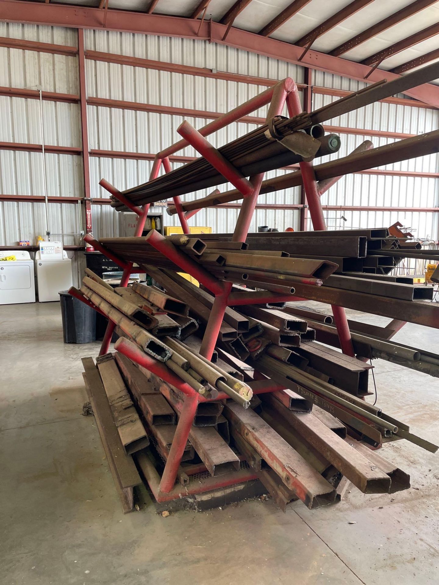 Double Sided Cantilever Rack, 96" X 76" X 90", rack only, no contents - Image 6 of 6