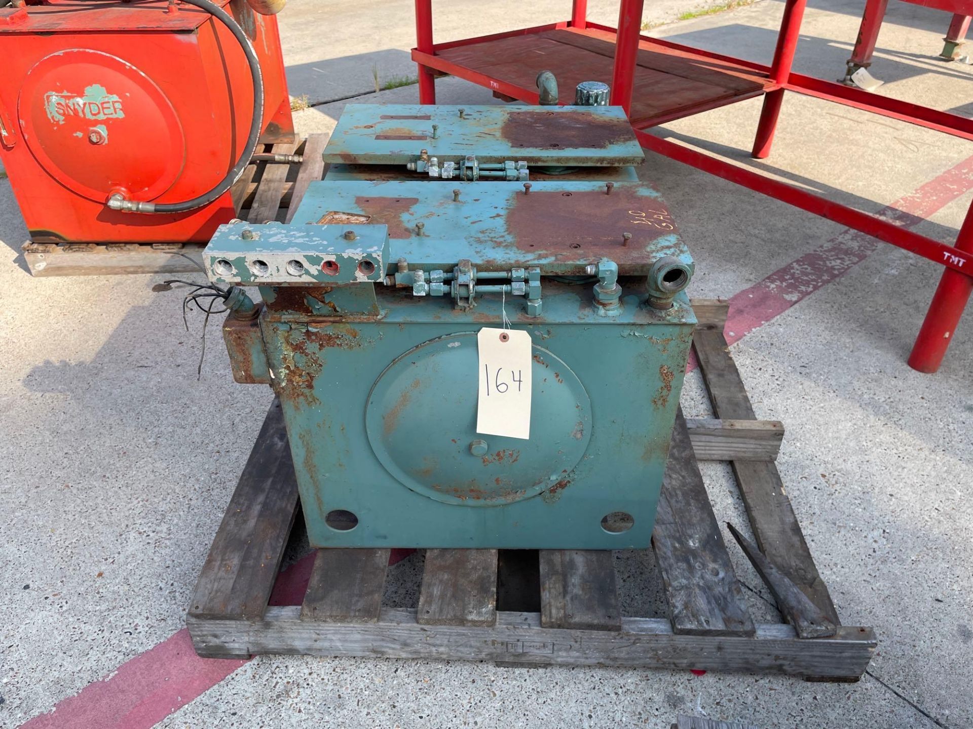 Hydraulic Tank, 36" long x 24" wide x 12" deep (ext. dims. approx.) - Image 5 of 6