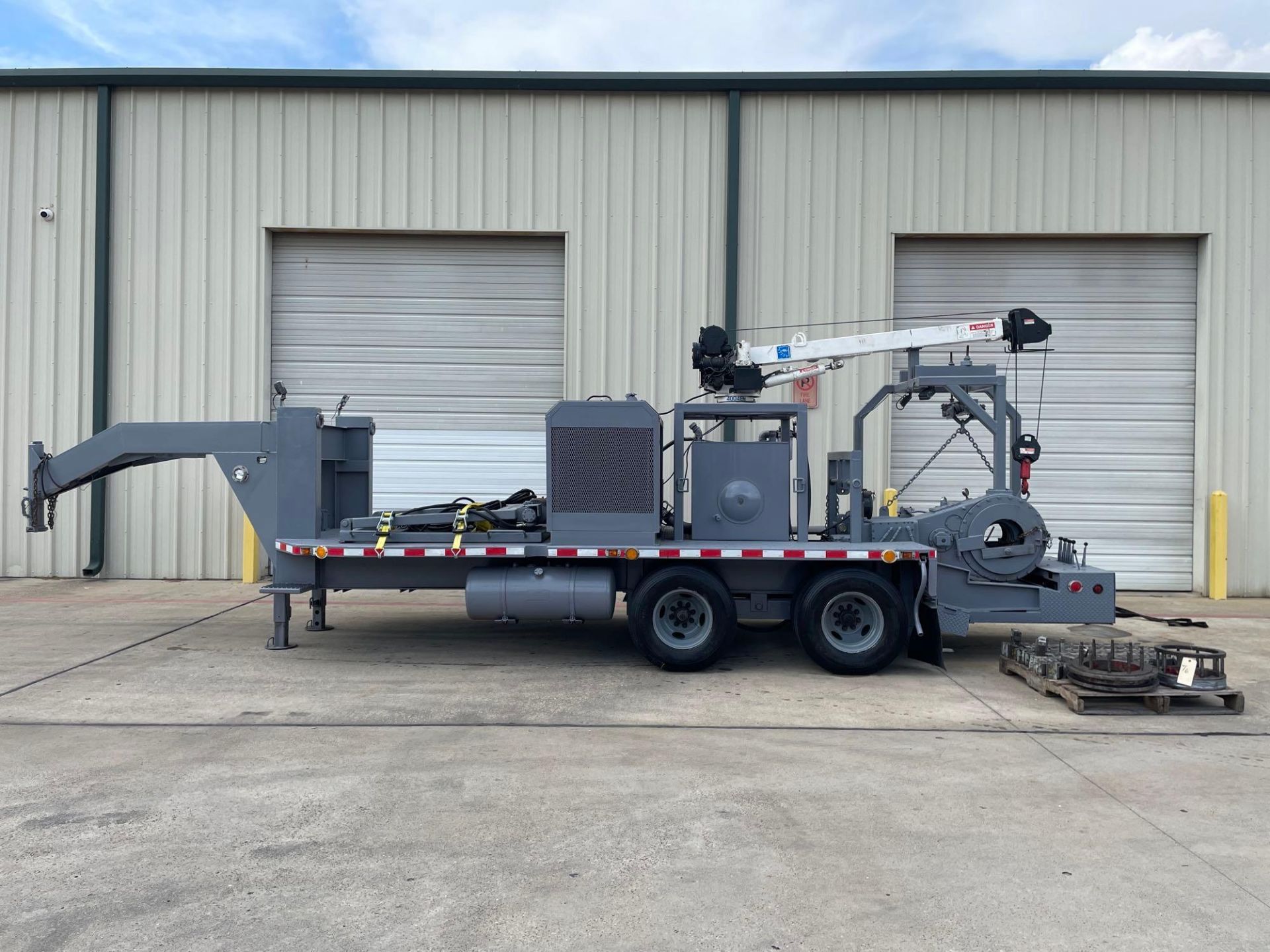 Foster 97 (97-3) 30,000 ft.-lb. Mobile Bucking Unit