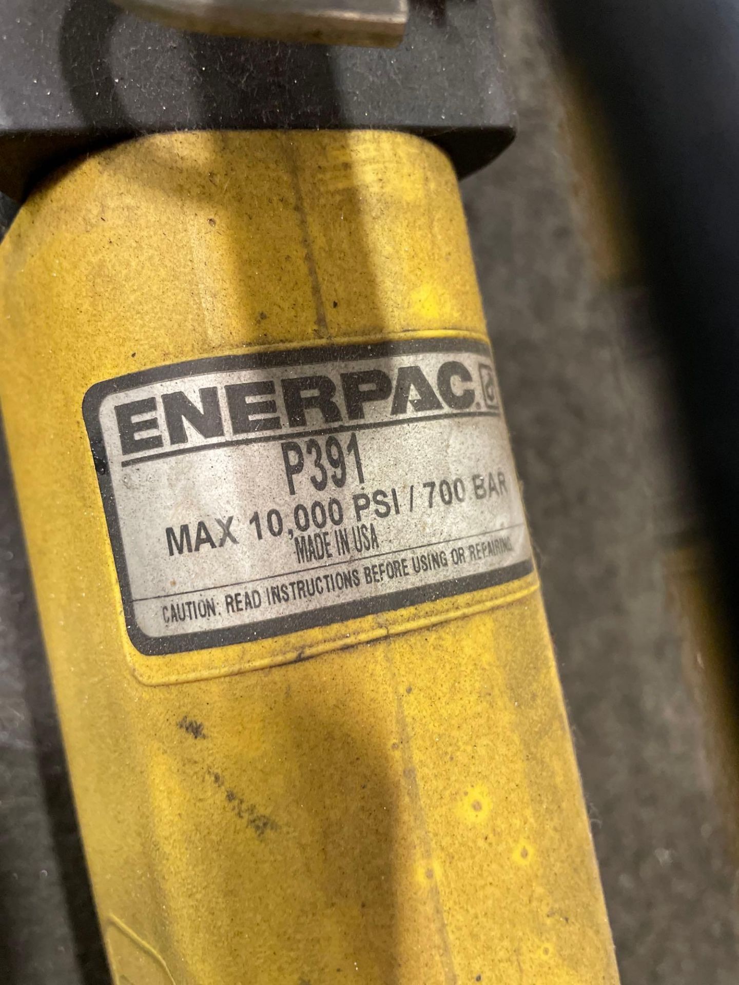 Enerpac P391 System on Cart, 1,000 PSI Gauge - Image 4 of 5