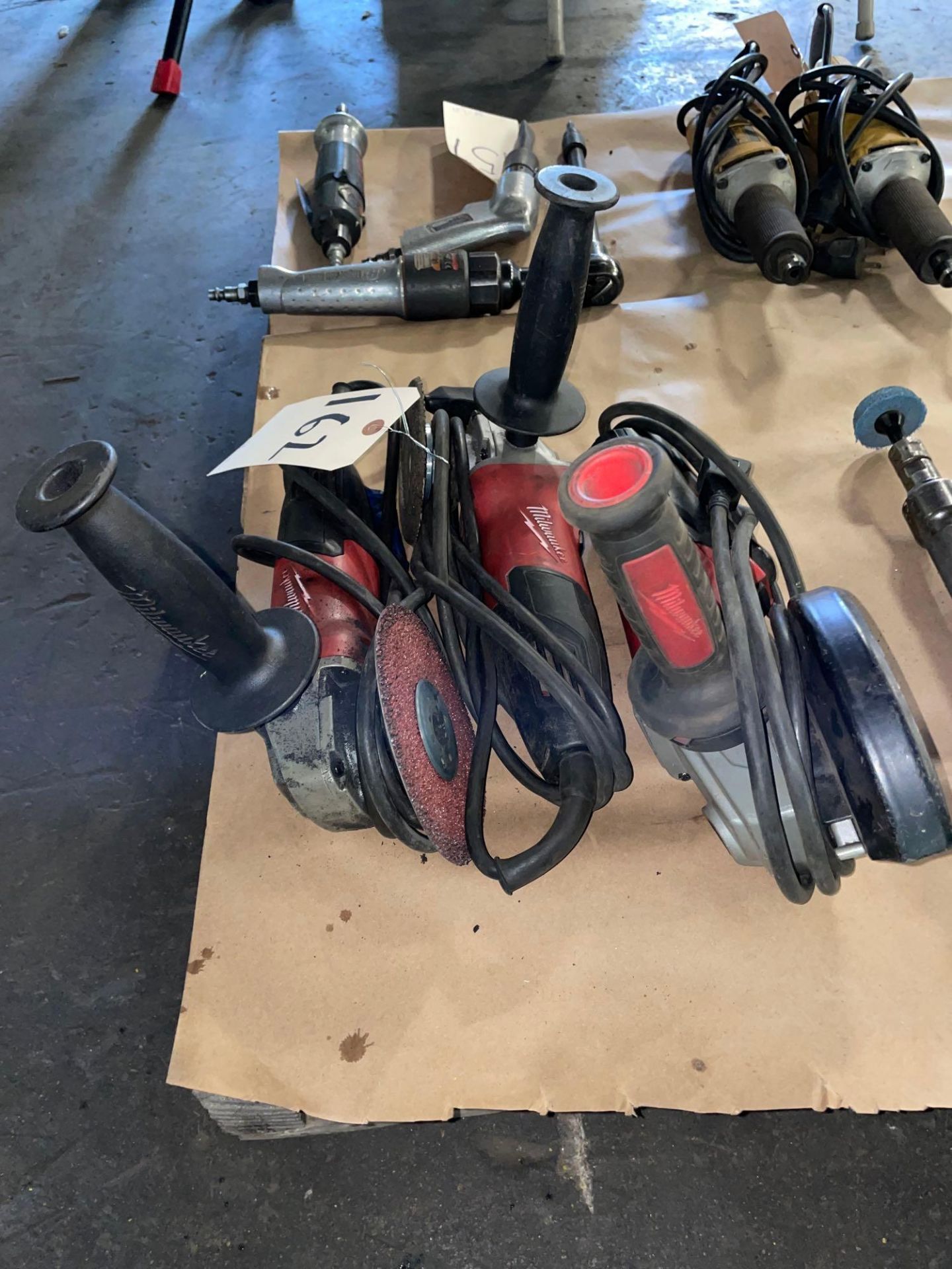 Lot of 3: (1) Milwaukee 6" Grinder, (1) Milwaukee 4 1/2" angle Grinder, (1) Milwaukee 4 1/2" angle G - Image 4 of 5