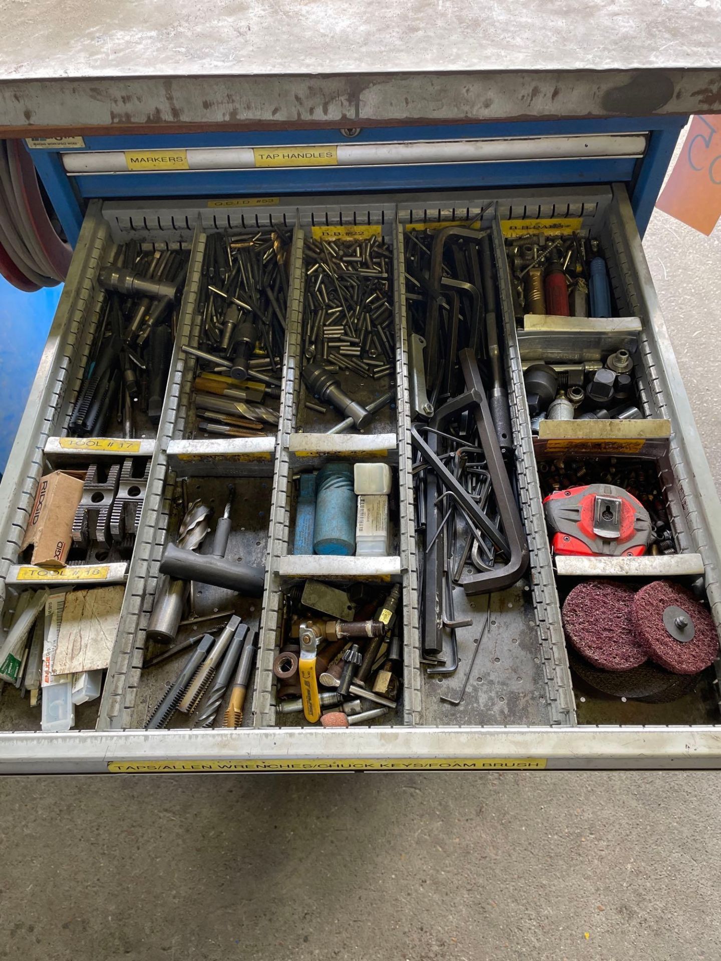 12 Drawer Work Table with Air Hose Reel on Base, with miscellaneous hand tools, taps, drill bits, Al - Image 19 of 32
