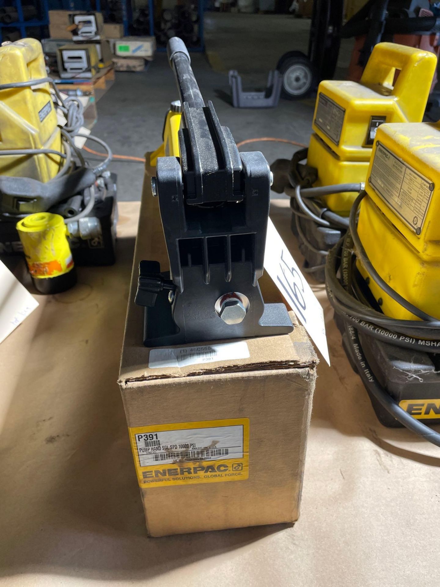 New in Box Enerpac Pump Hand Model P391 - Image 4 of 6