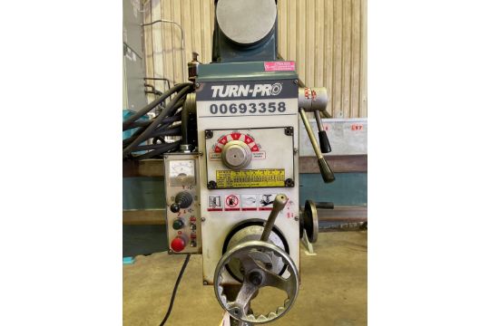 3' 8" Turn-Pro Radial Arm Drill 00693358 Model RD-900, with 2-Sided Slotted Table and Vise - Image 3 of 9