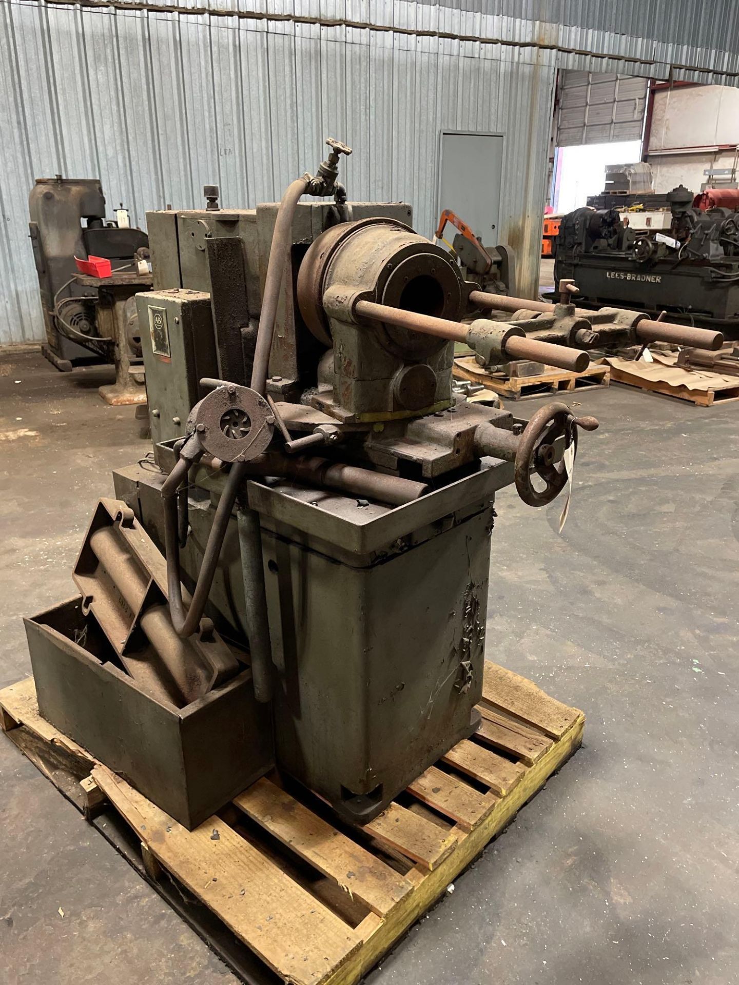 Oliver Model 600 Drill Grinder