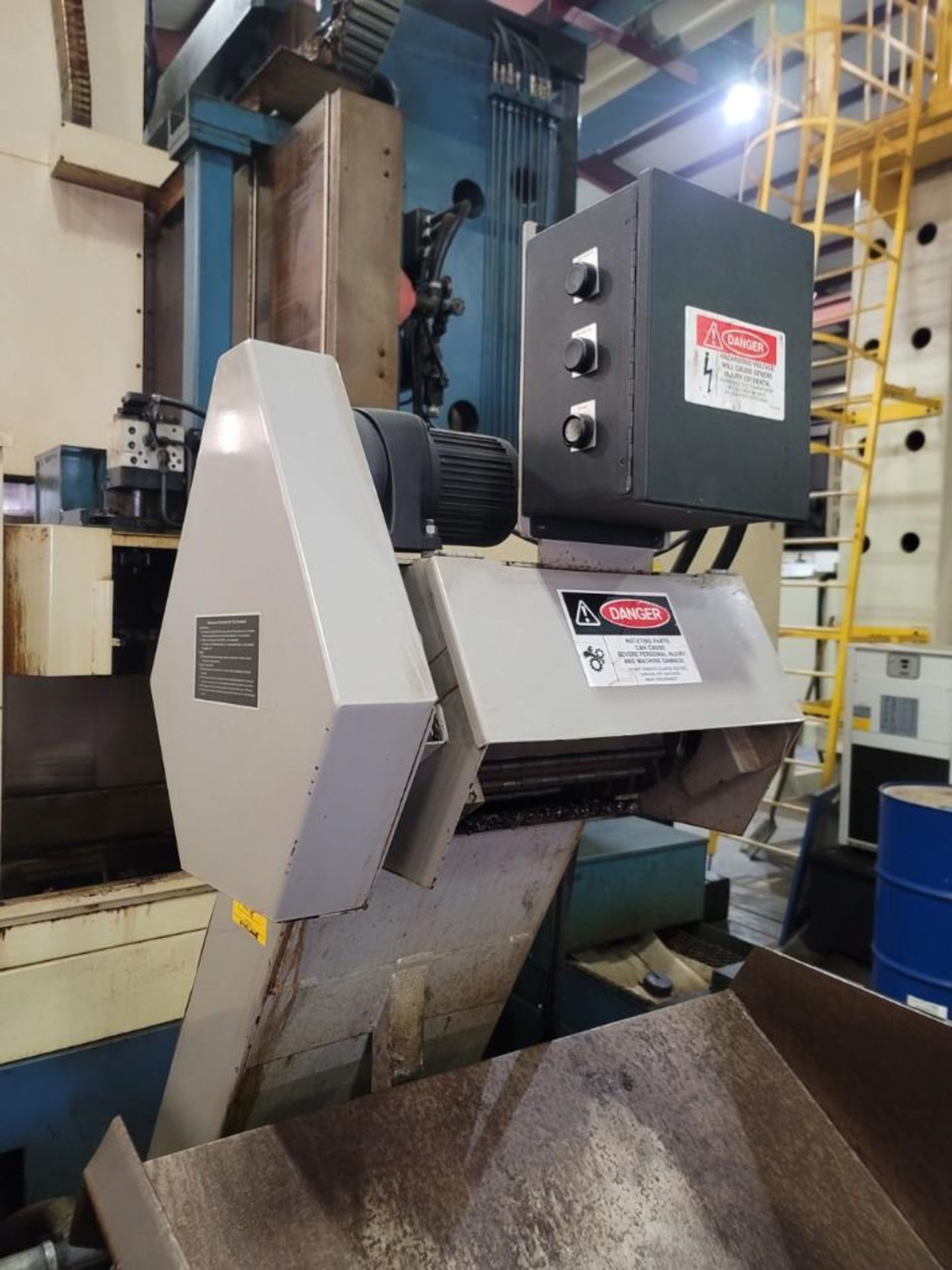 Cyclone YV 1200ATC CNC Vertical Boring Mill - Image 11 of 16