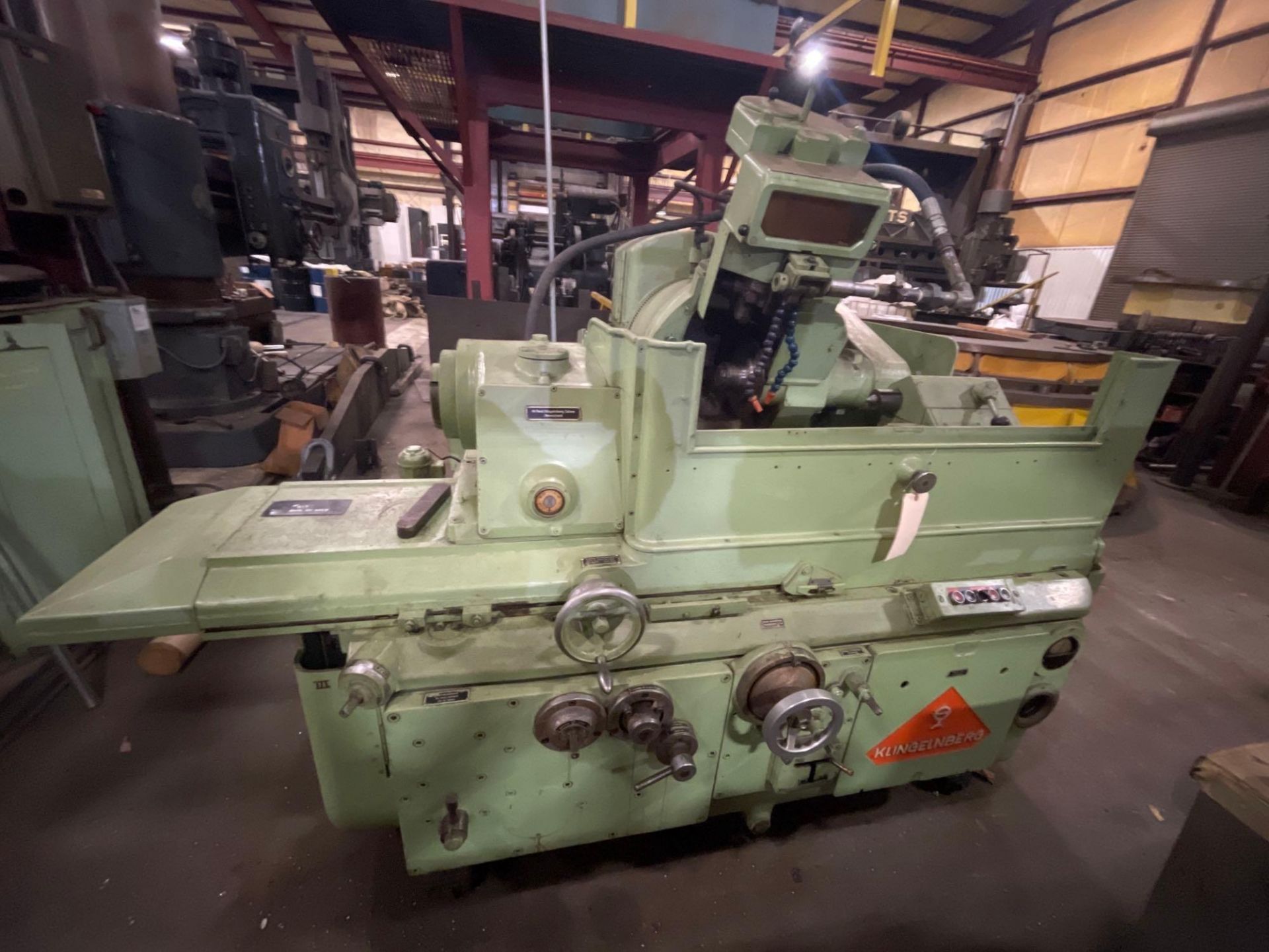 Klingelnberg Model HSS 33B Worm Thread Milling Machine