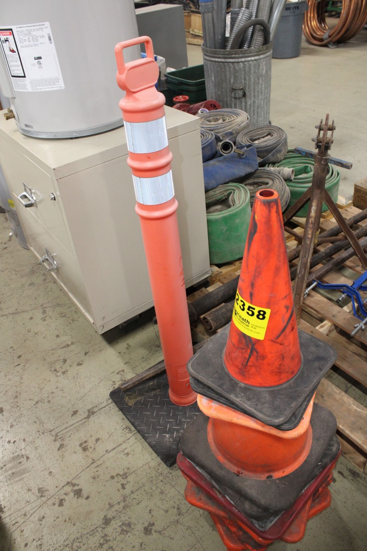 ASSORTED SAFETY CONES