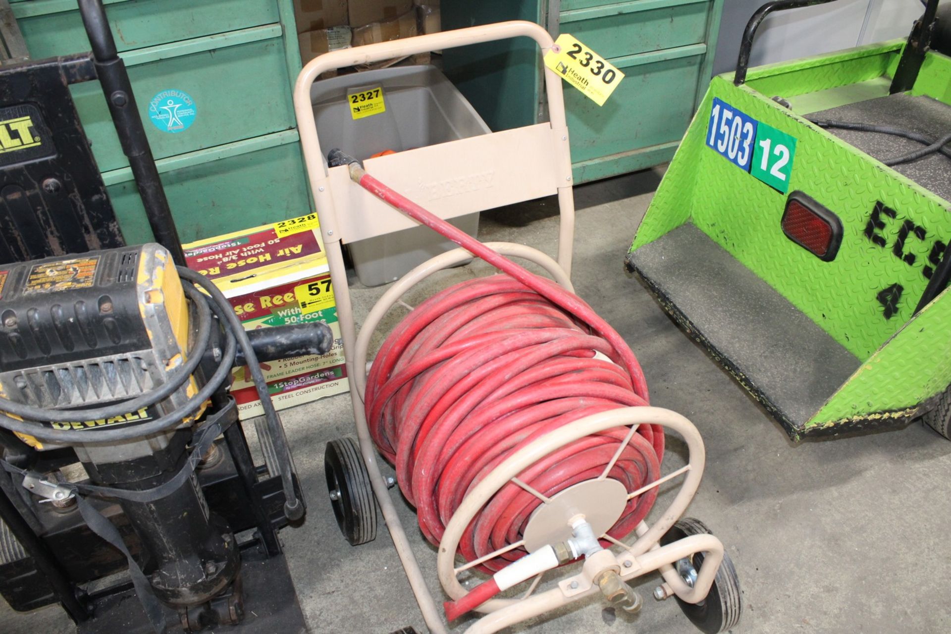 LIBERTY PORTABLE HOSE REEL WITH HOES