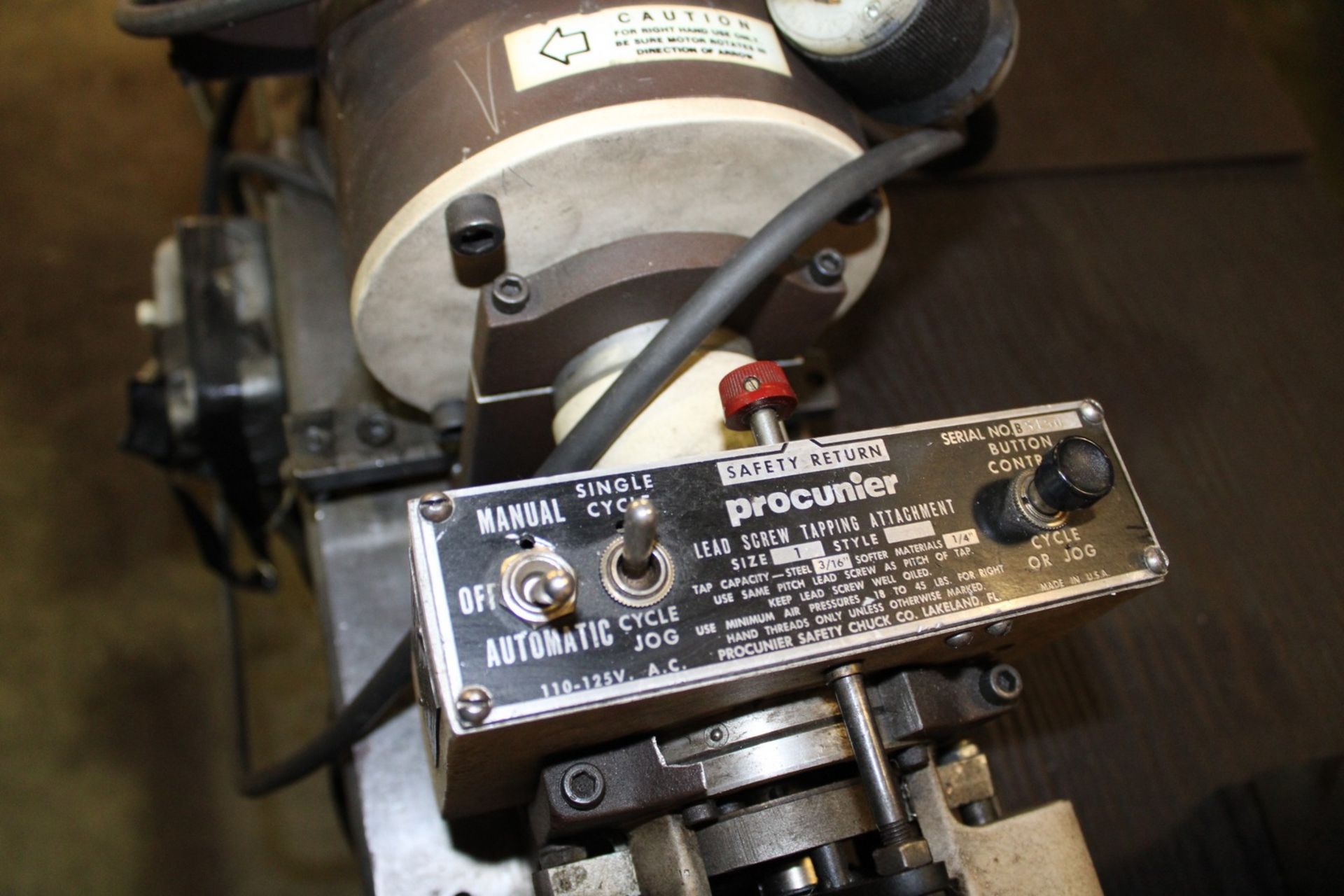 CUSTOM OPPOSED HEAD TAPPING STATION, WITH PROCUNIER NO. 1 TAPPING HEADS - Image 6 of 7