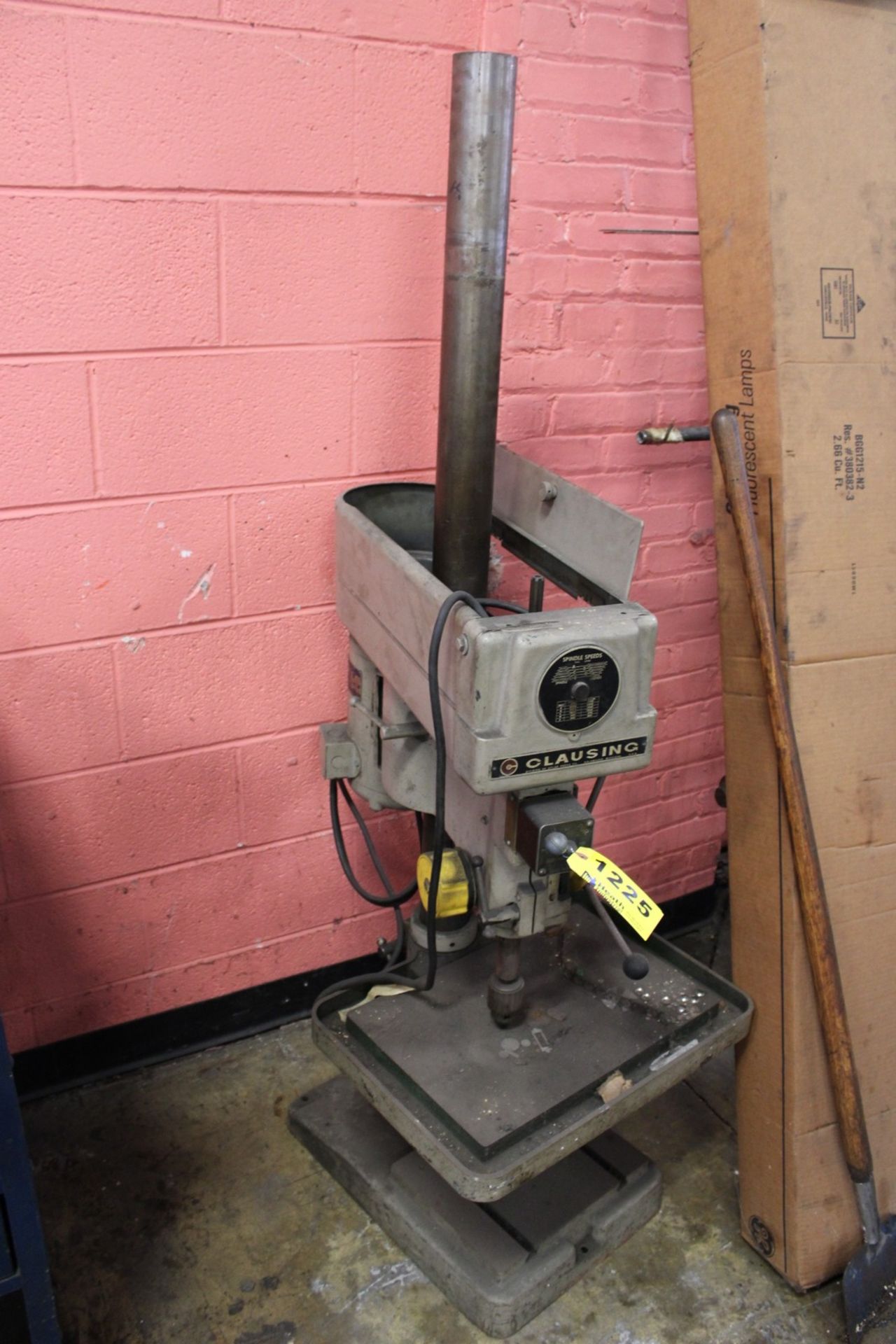 CLAUSING SERIES 16ST 15" VARIABLE SPEED FLOOR STANDING DRILL PRESS S/N 103527