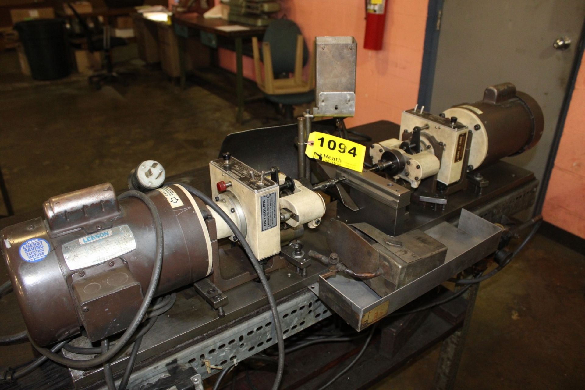 CUSTOM OPPOSED HEAD TAPPING STATION, WITH PROCUNIER NO. 1 TAPPING HEADS - Image 2 of 7