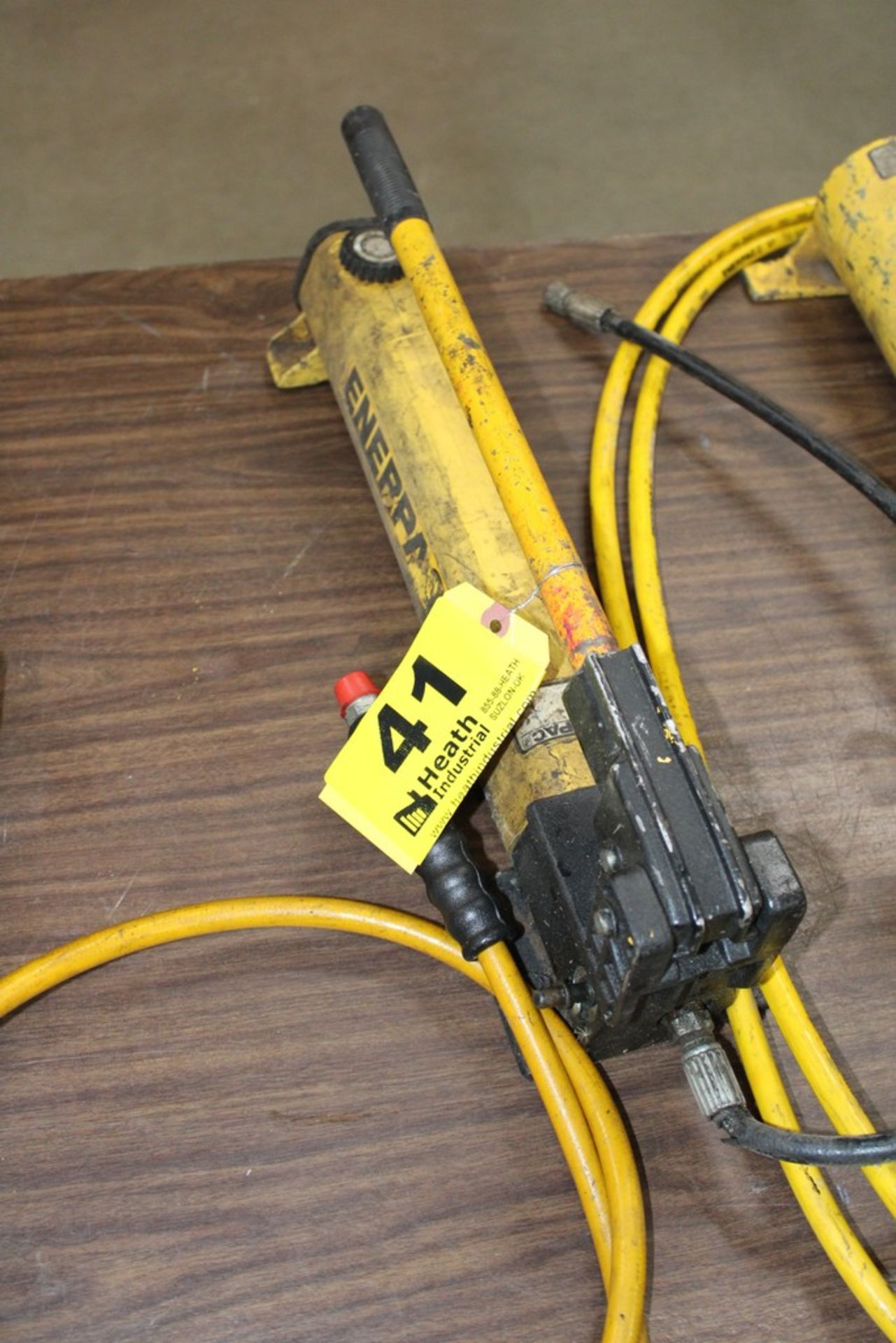 ENERPAC HAND PUMP