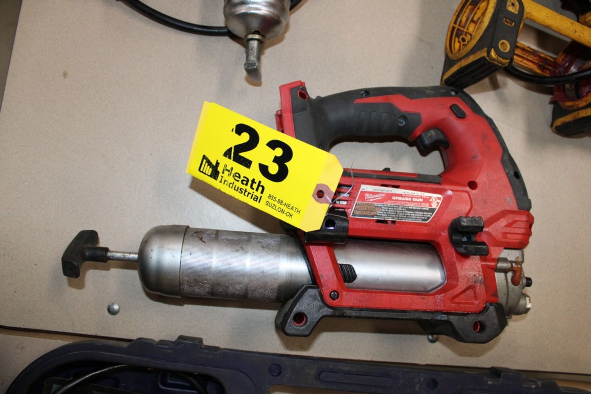 MILWAUKEE CAT. NO. 2626-20 CORDLESS GREASE GUN, NO BATTERY OR CHARGER