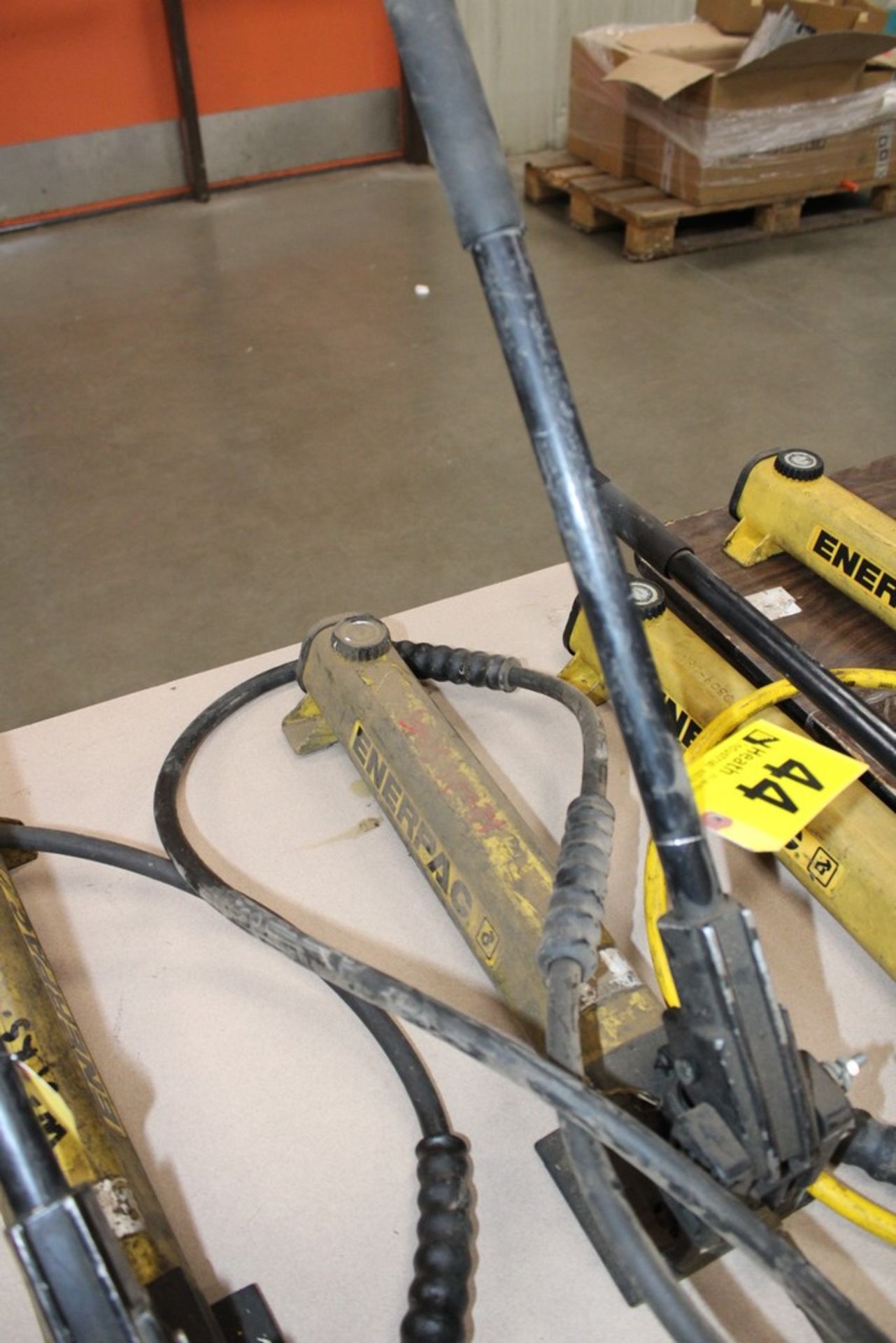 ENERPAC HAND PUMP