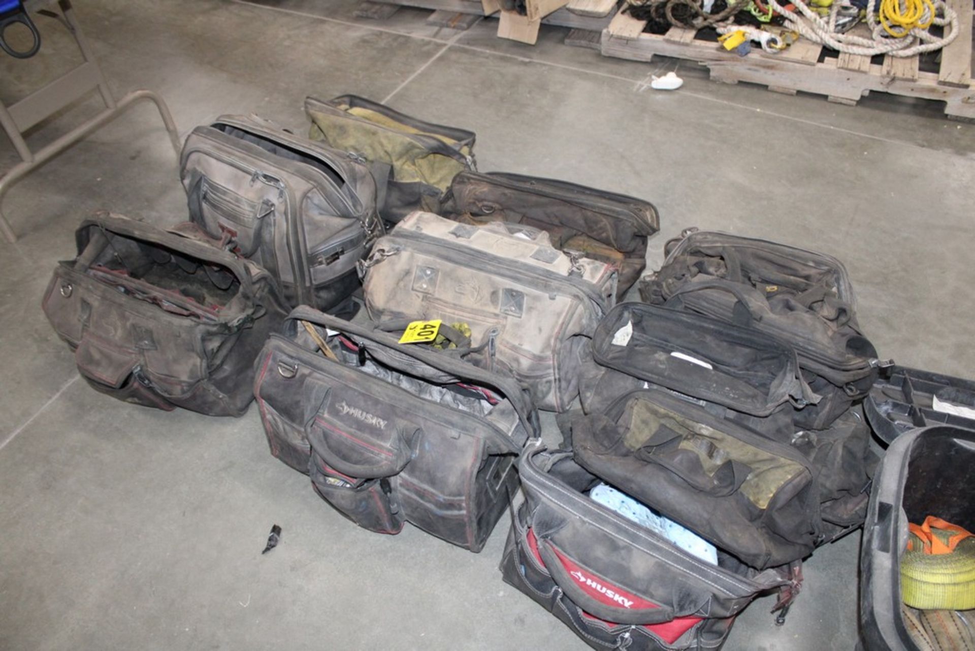 LARGE QUANTITY OF TOOL BAGS